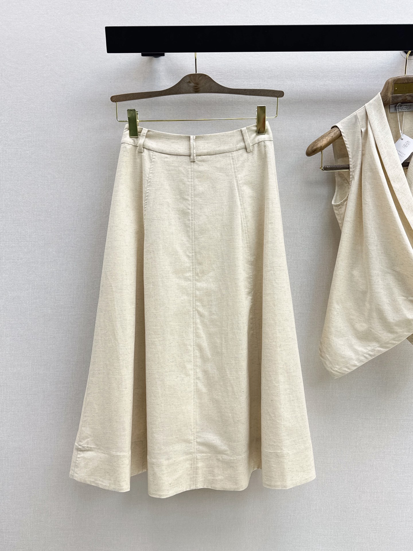 Brun 26ss sleeveless top pleated skirt sets