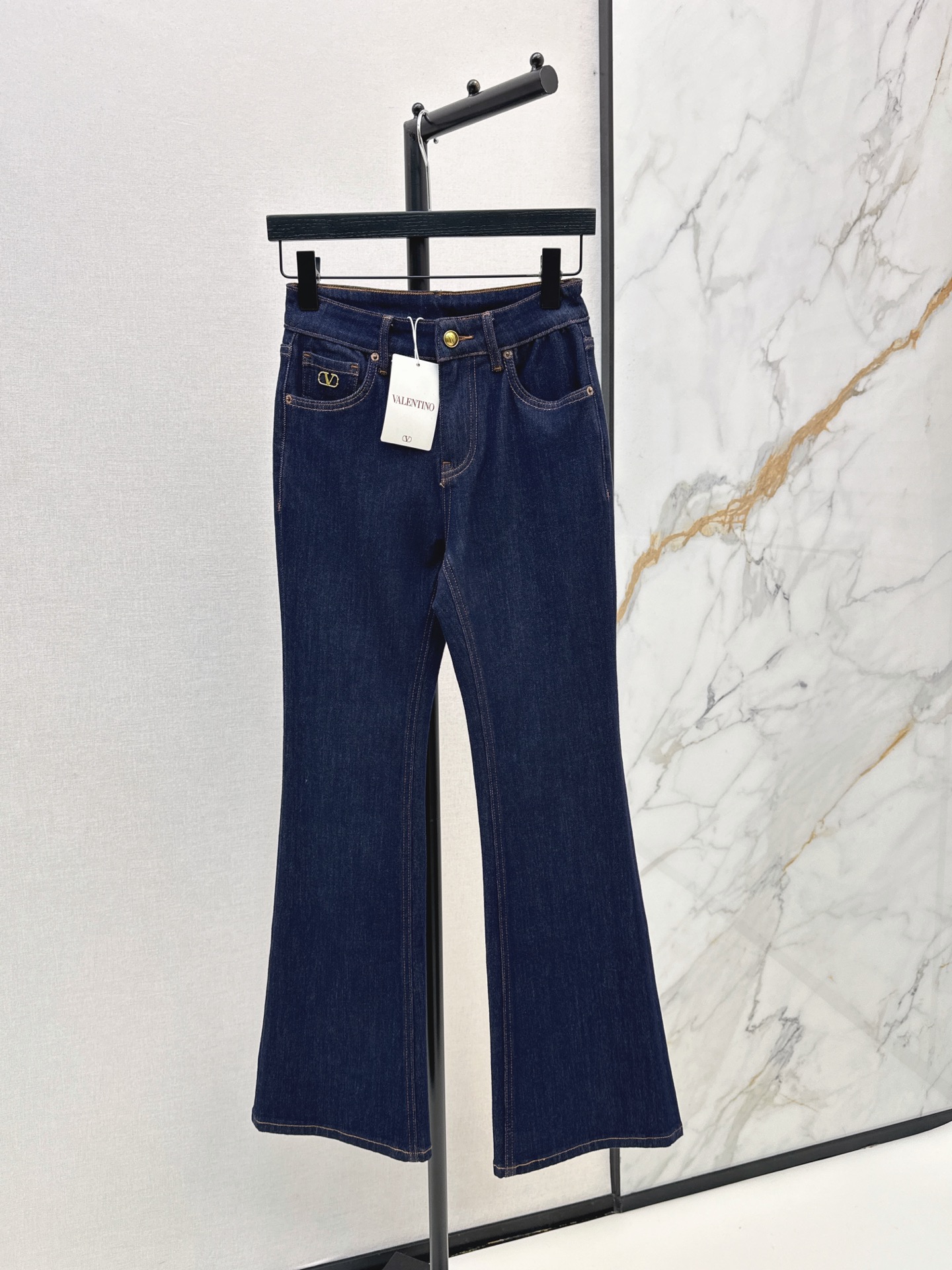 Valen 26fw slim-fit jeans