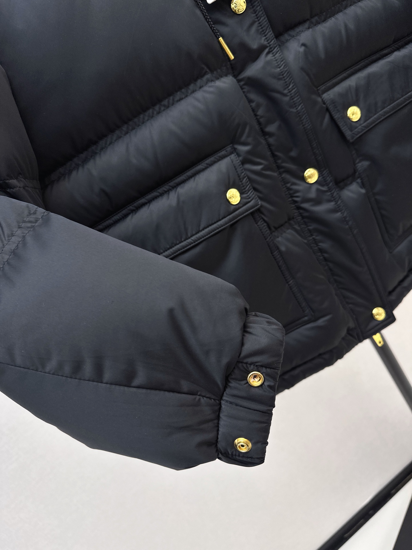 Celi 26fw hooded down jacket