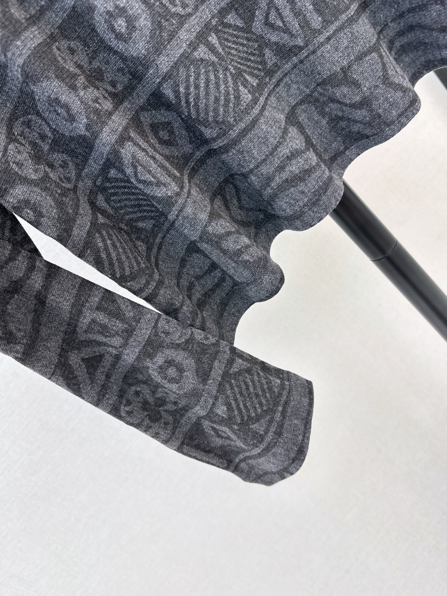 Sain 26fw print basic tee