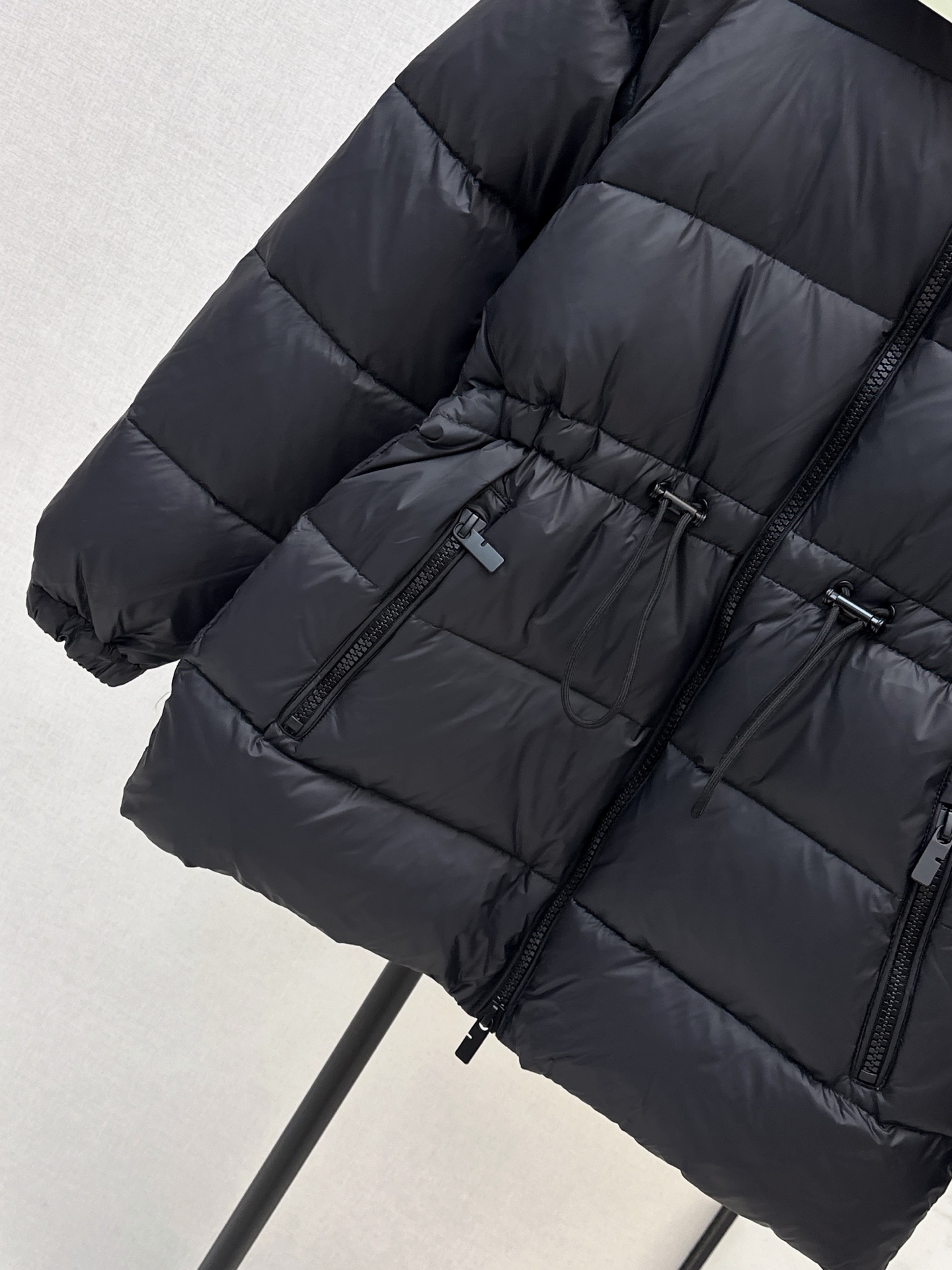 Bur 26fw hooded drawstring down jacket