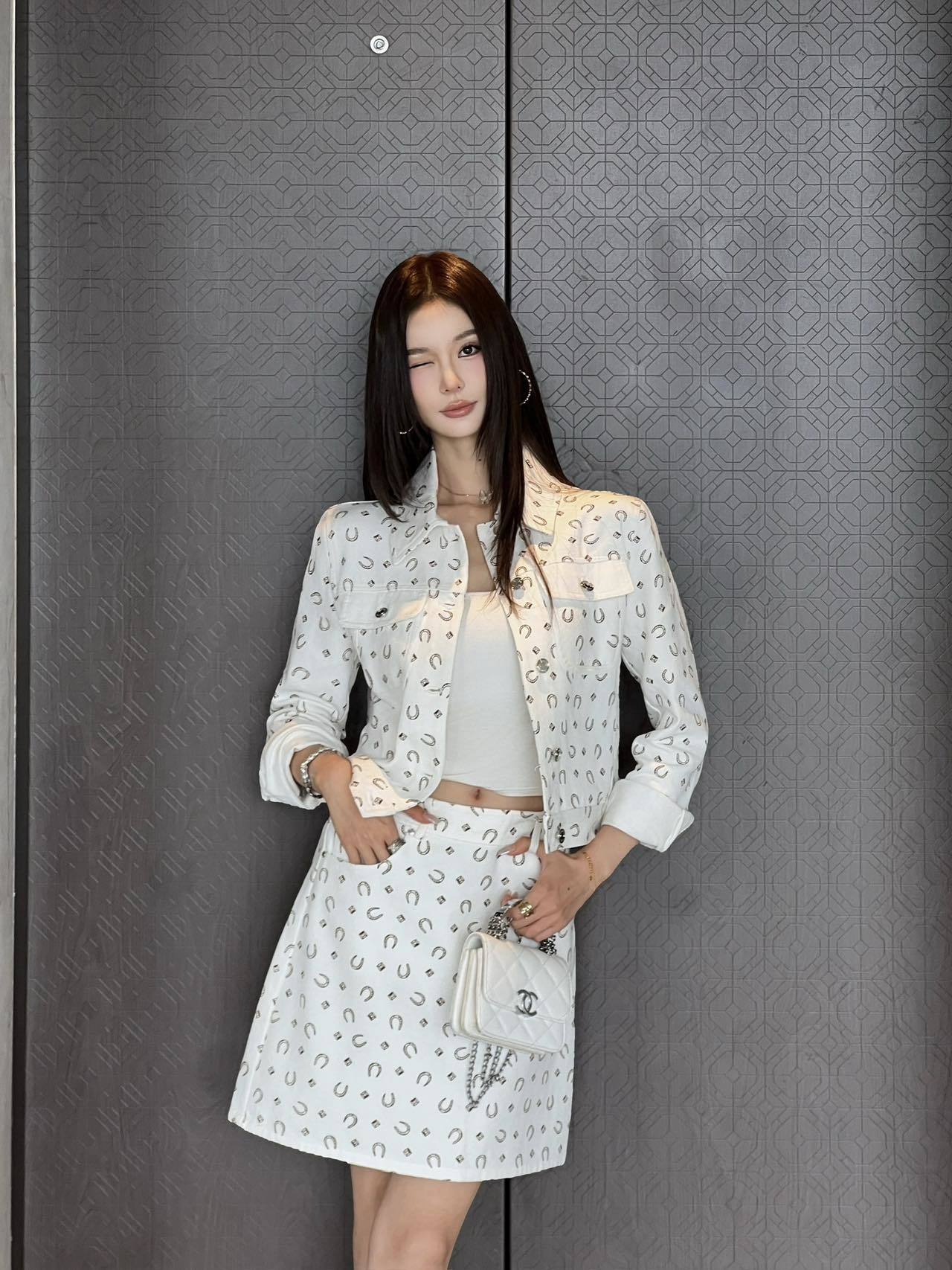 Herm 26fw print skirt