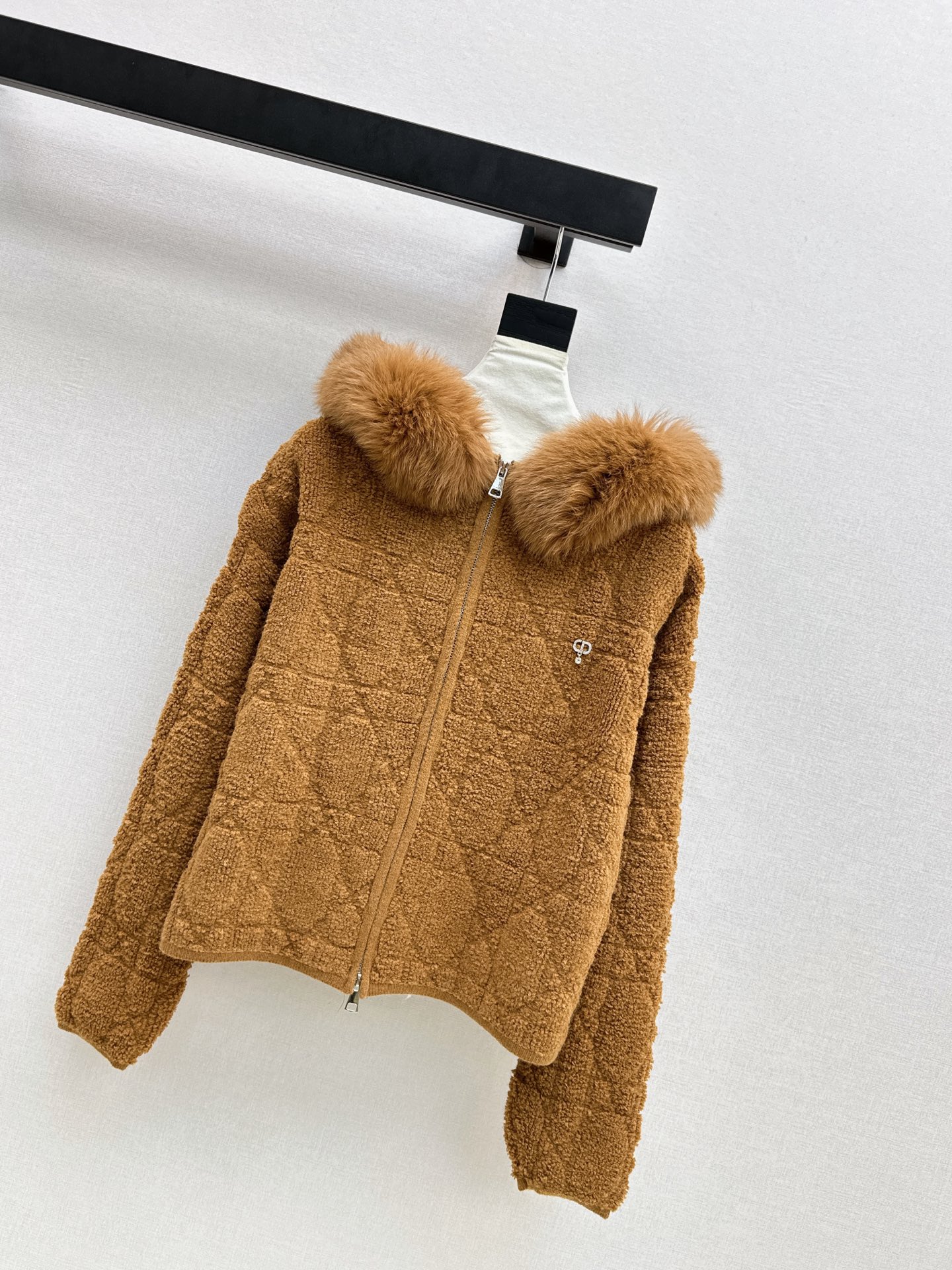 CD 26fw fur-trim hooded jacket