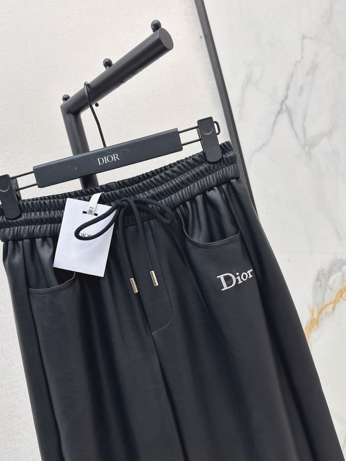 CD 26fw pu straight-leg pants