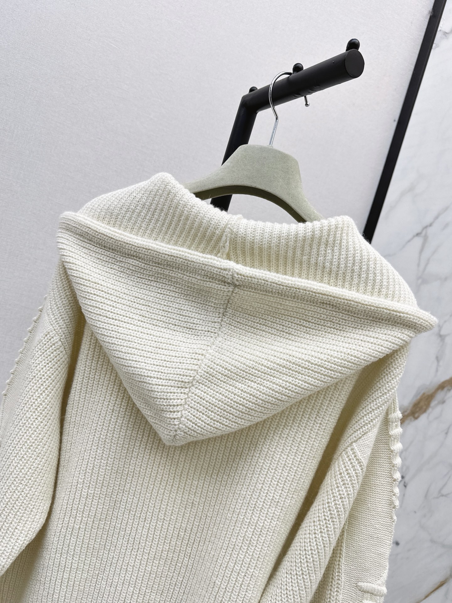 Her 26fw hooded sweater