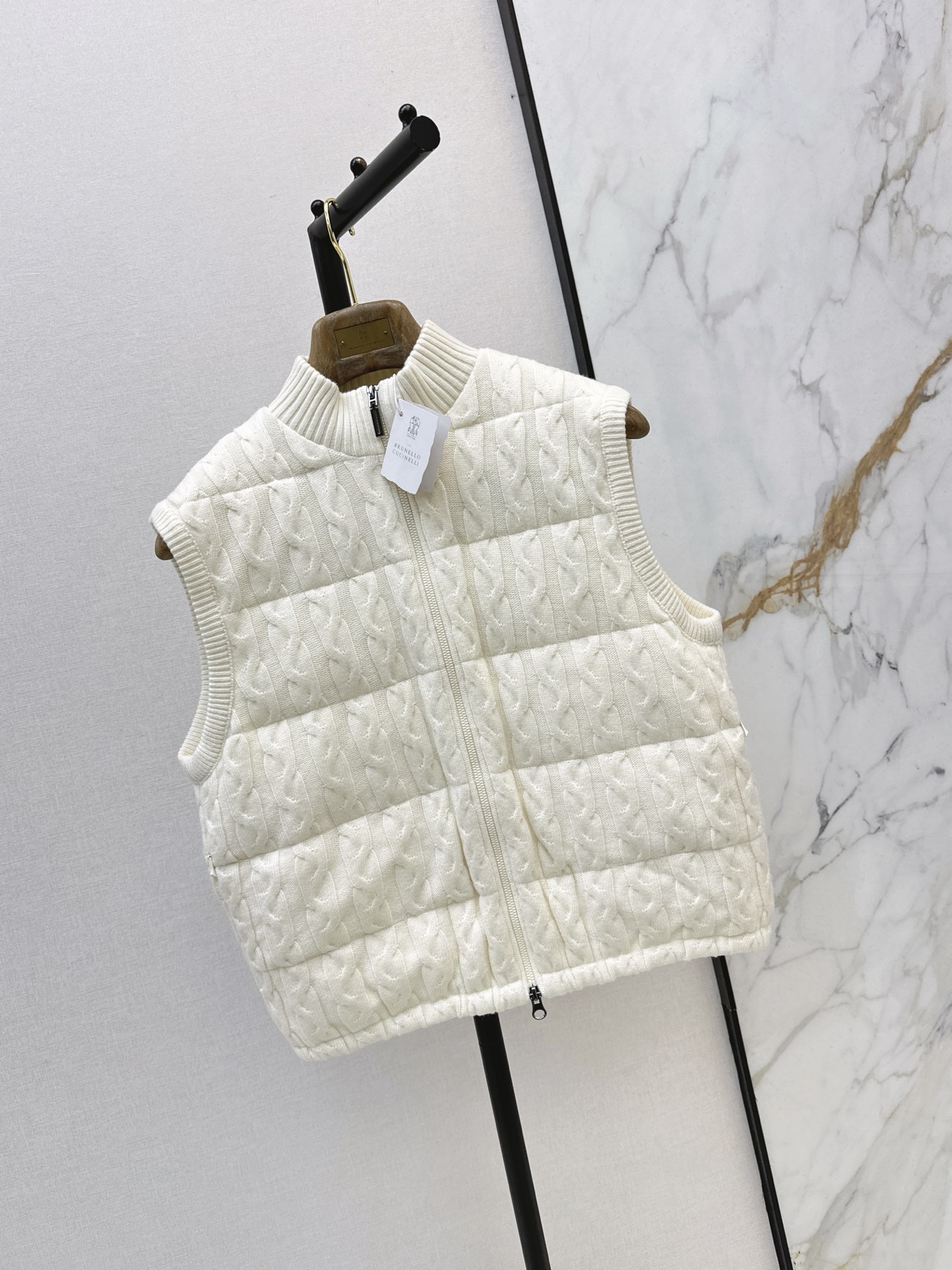 Brun 26fw knit down vest