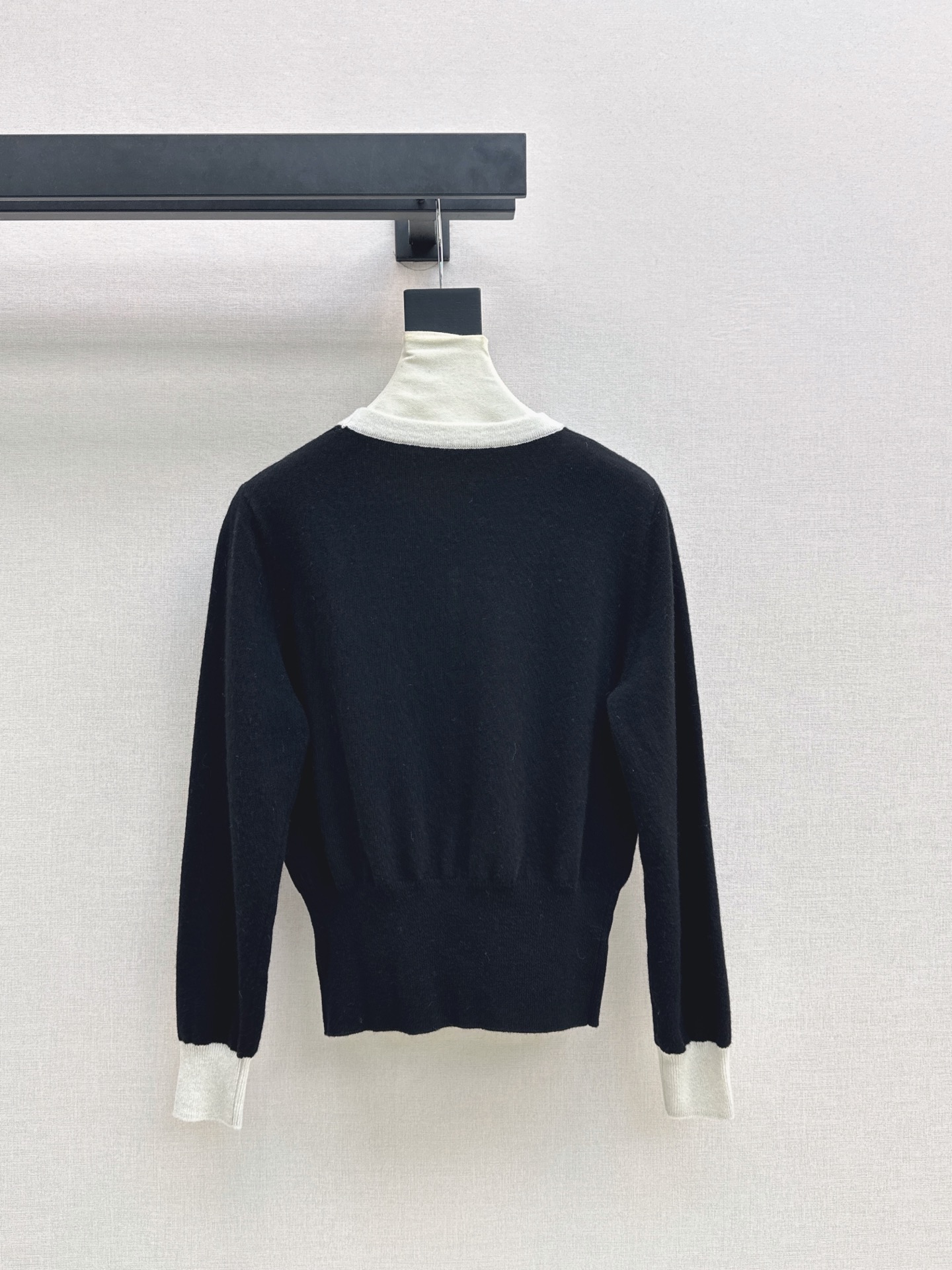 Chan 26fw 3d bow sweater