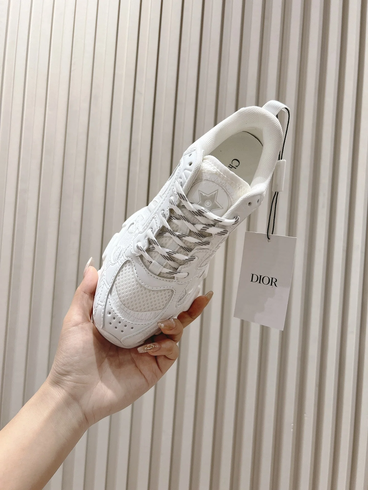 D chrono sneaker