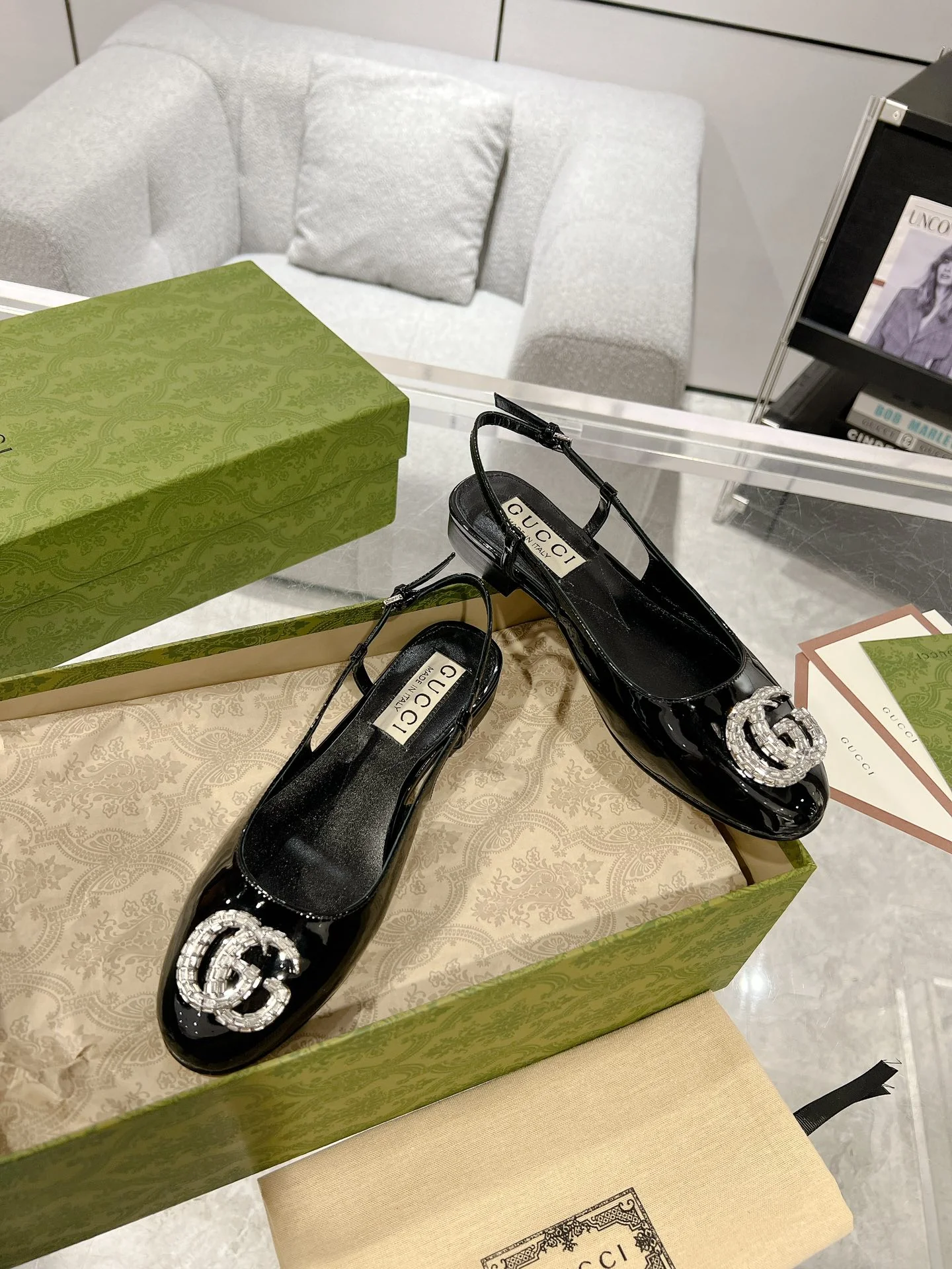 Gucc 25fw slingback flats with crystal diamond bling sandals