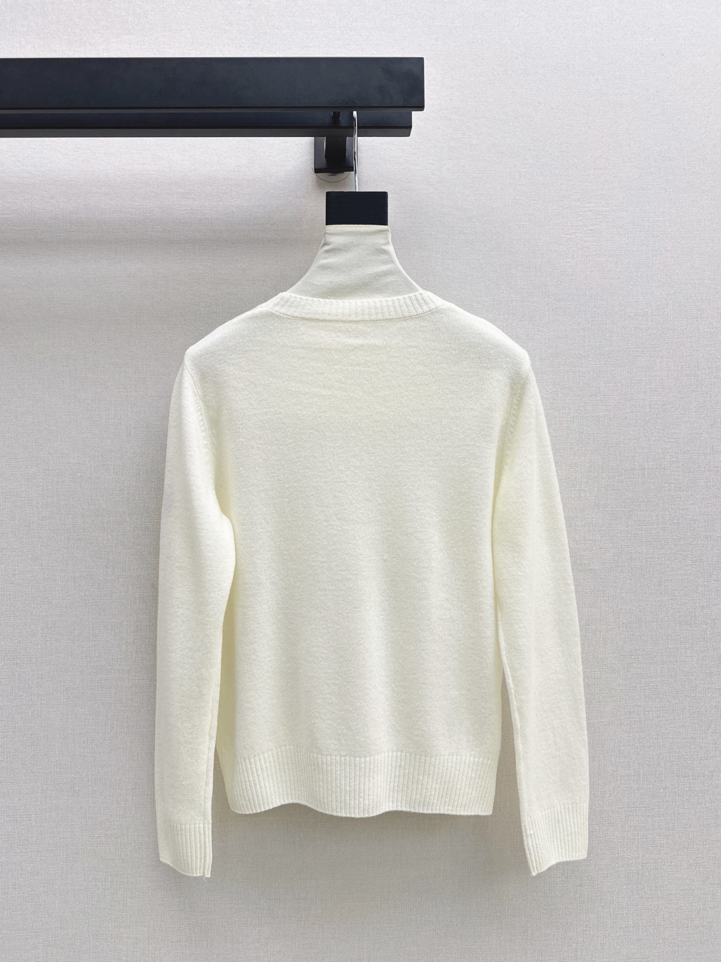 Monc 26fw embroidery knitwear