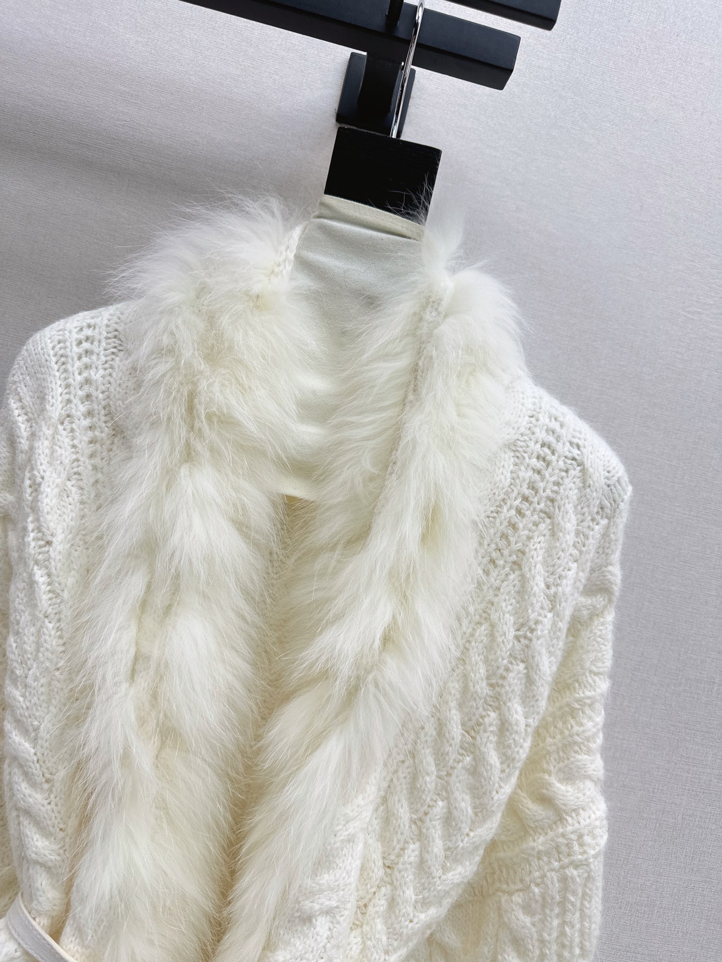 Fen 26fw fur-trim knit cardigan
