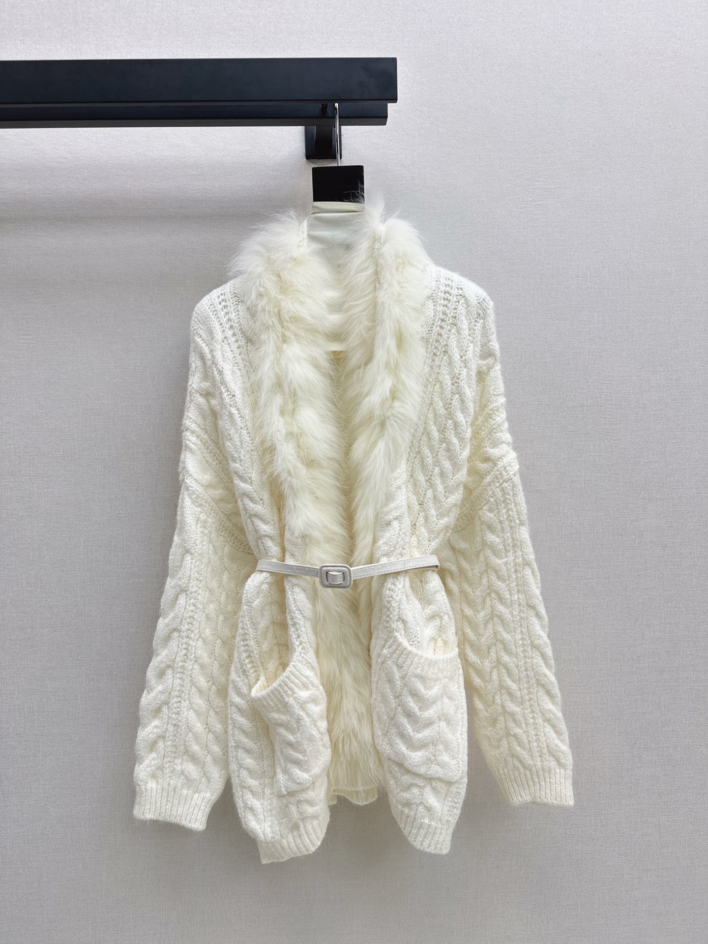 Fen 26fw fur-trim knit cardigan