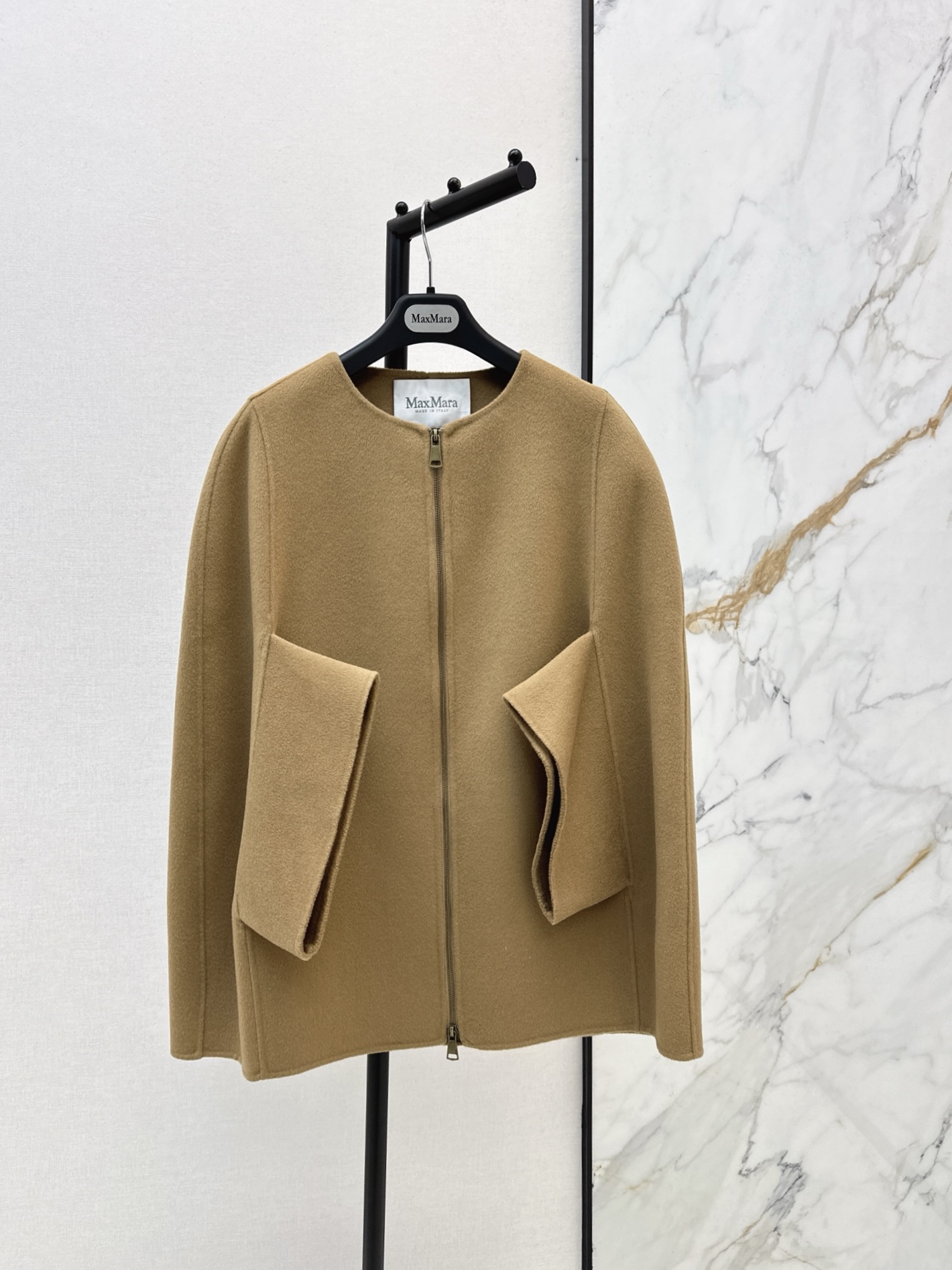 Max 26fw dolman sleeve overcoats