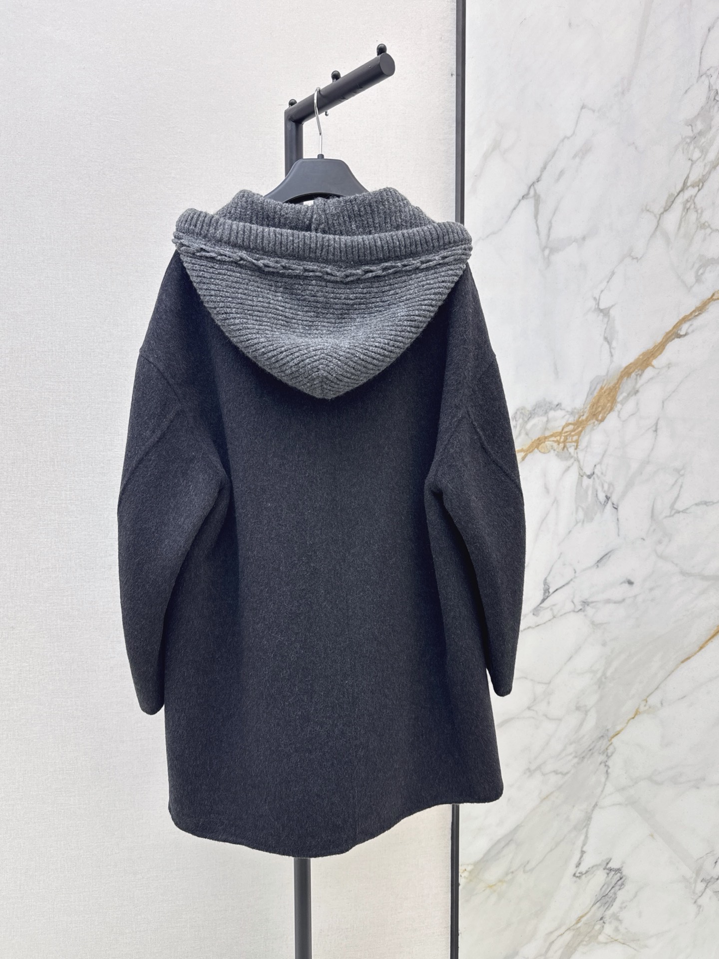 Max 26fw hooded overcoats