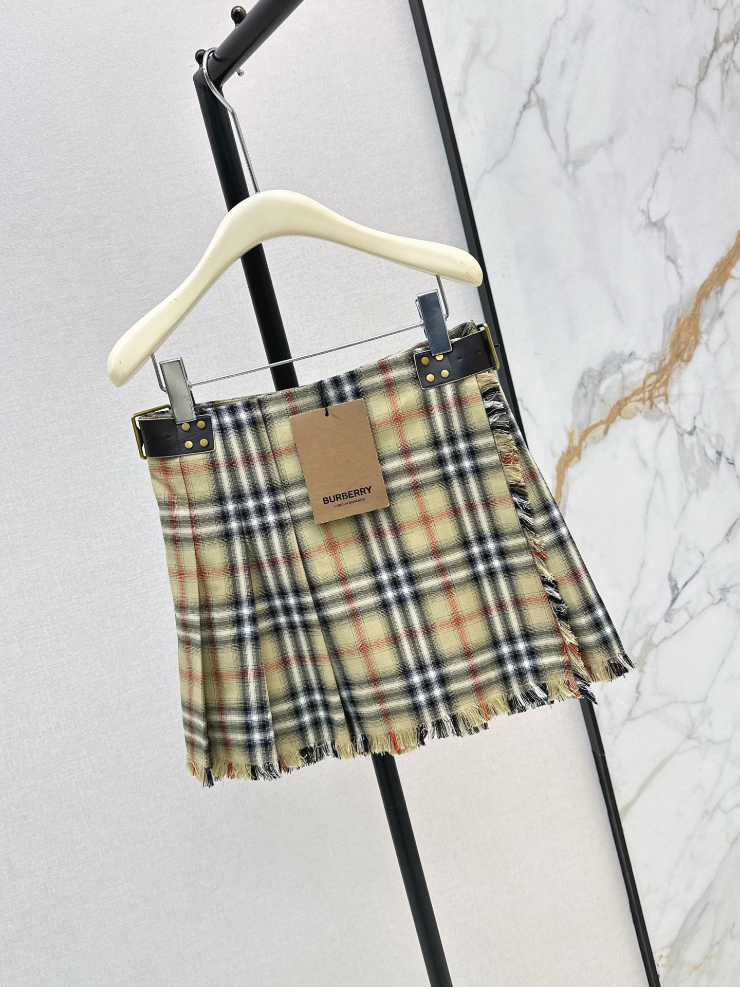 Bur 26fw plaid skirt