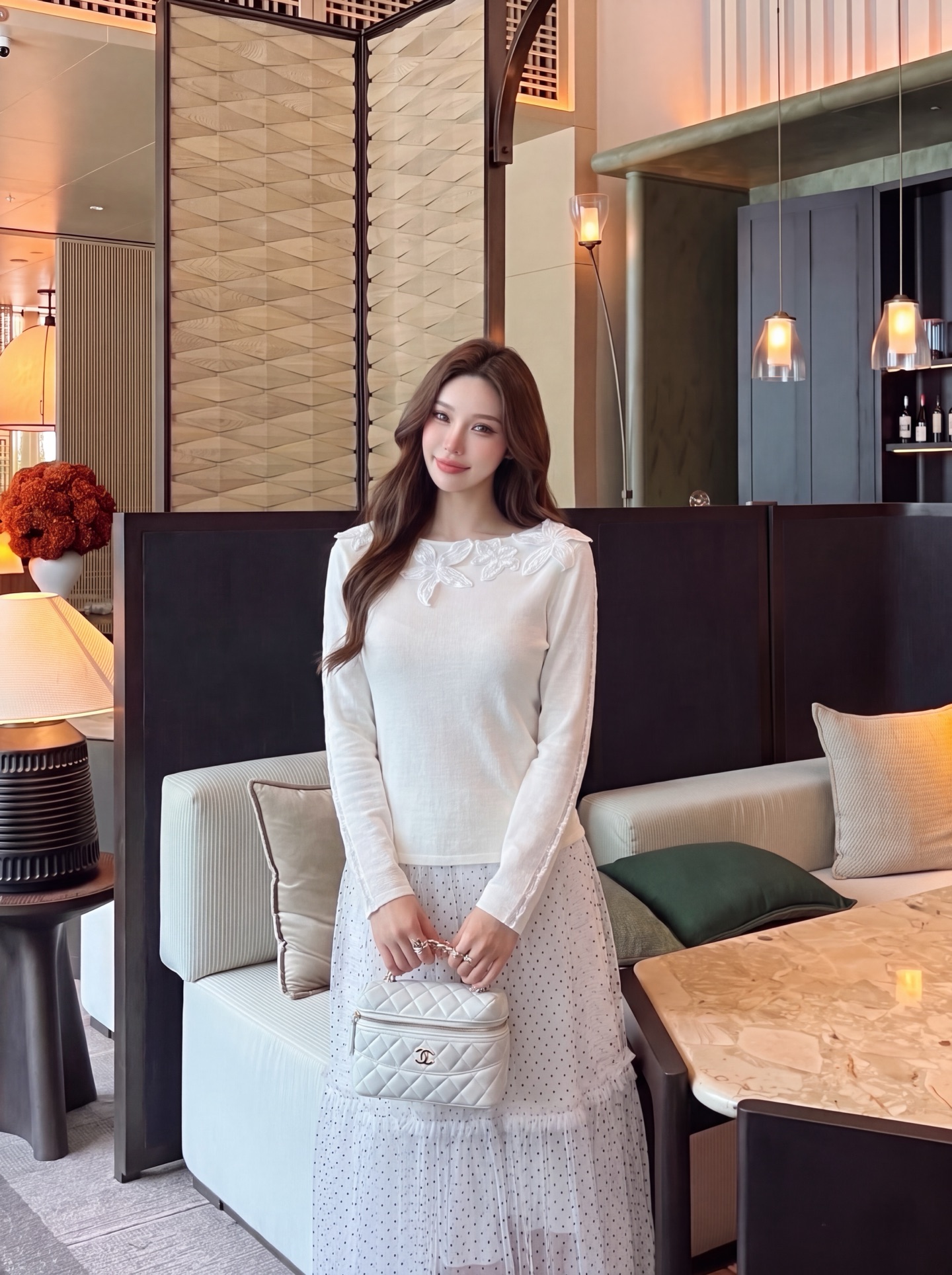 ES 26fw lace embroidery knit basic tee