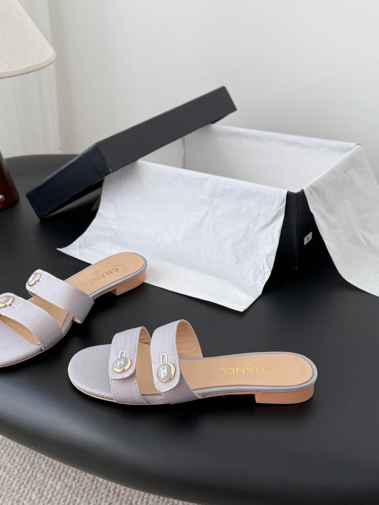 Chan 26ss sandals