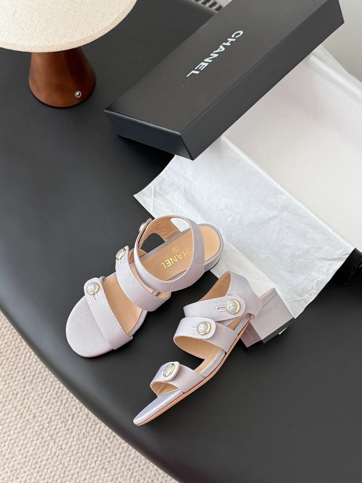 Chan 26ss sandals