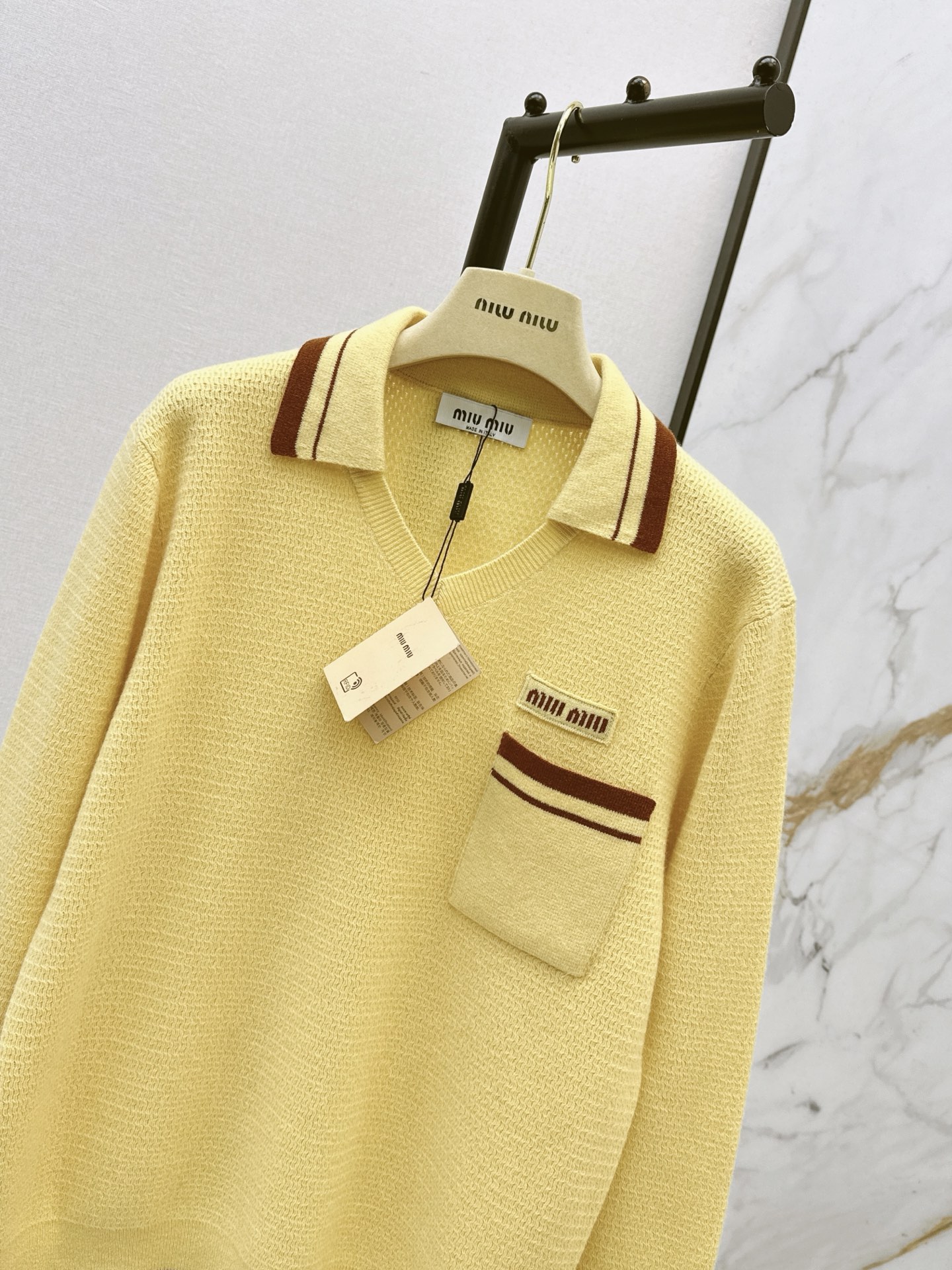 Miu 26fw cashmere knit sweater