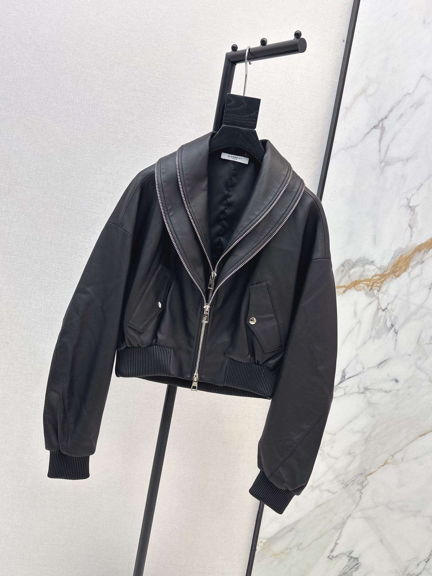 Giv 26fw leather zipper jacket