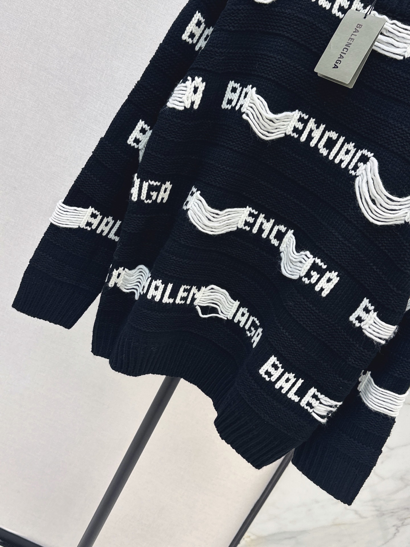 Balen 26fw jacquard sweater