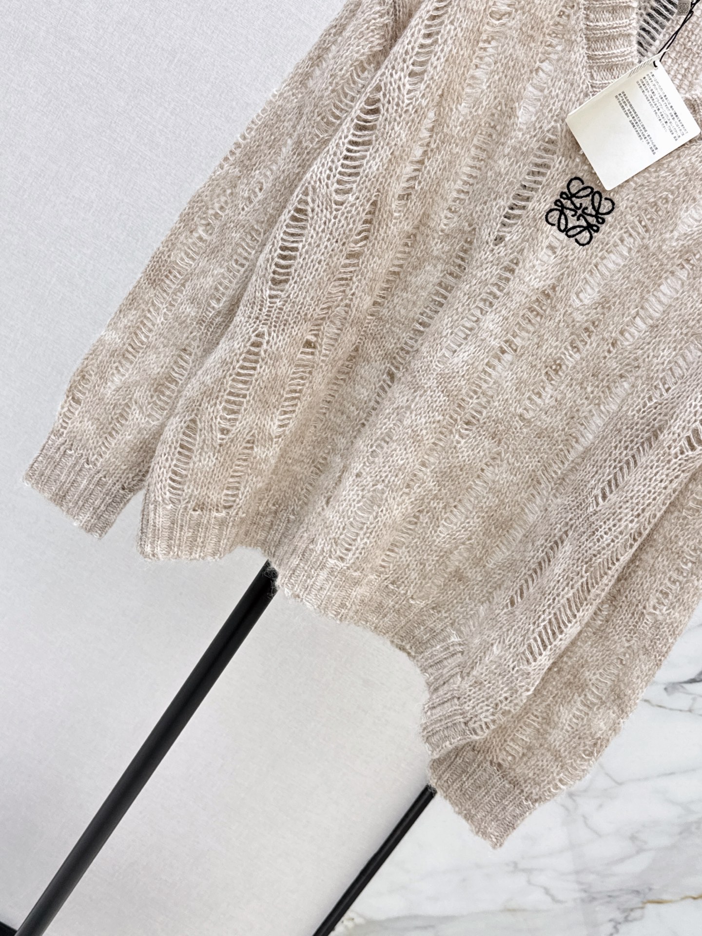 Loe 26fw hollow knit sweater