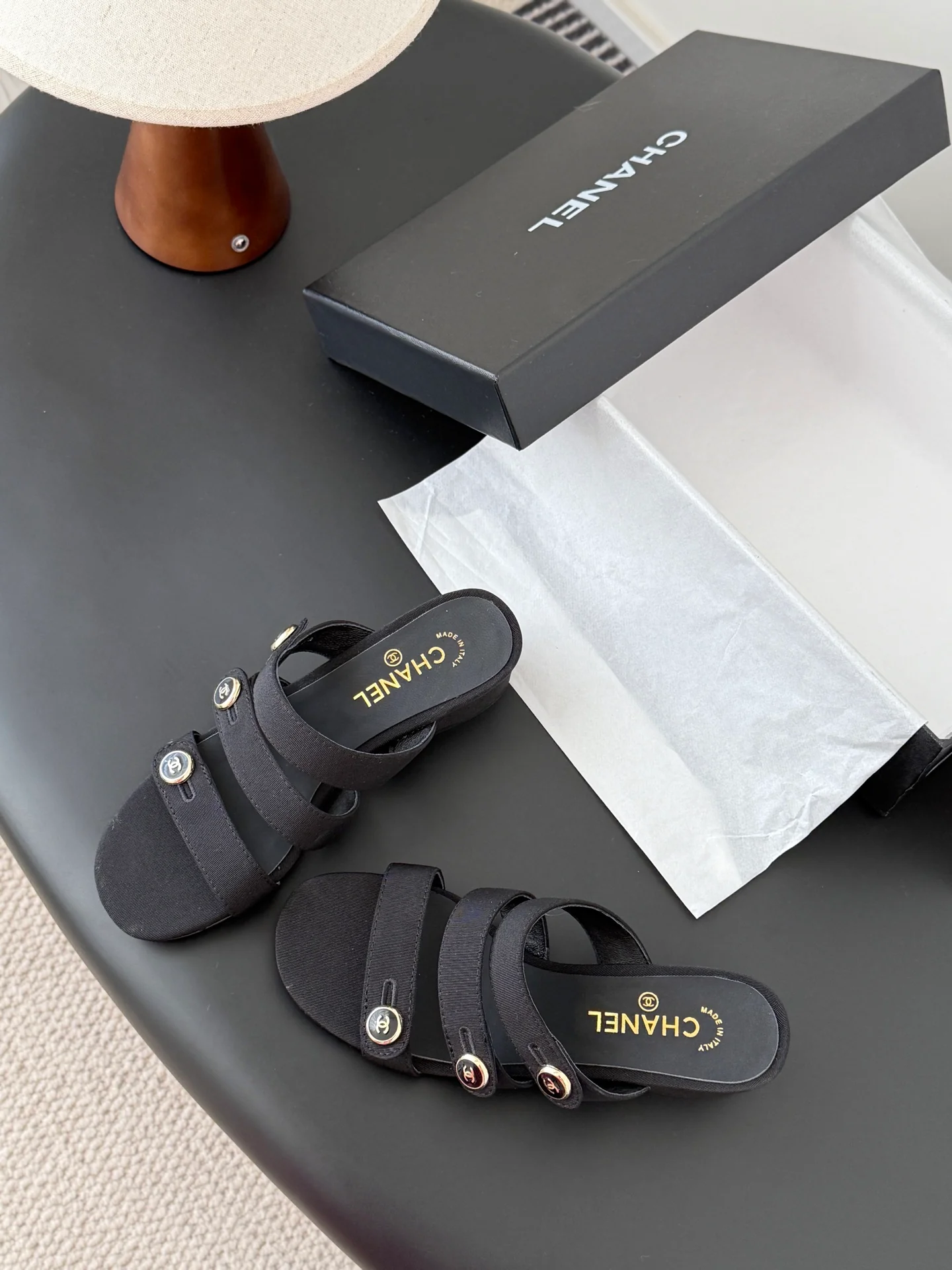 Chan 26ss sandals