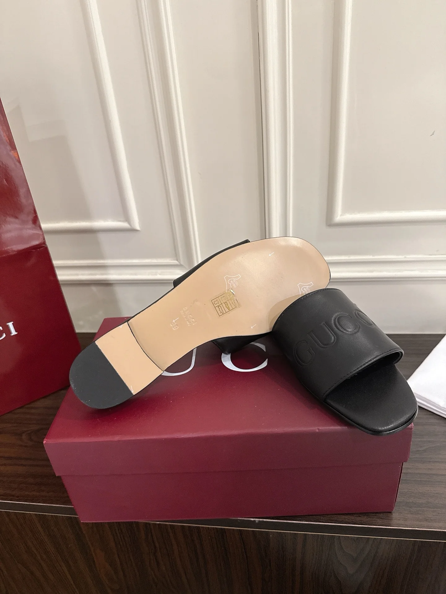 Guc 25fw slides