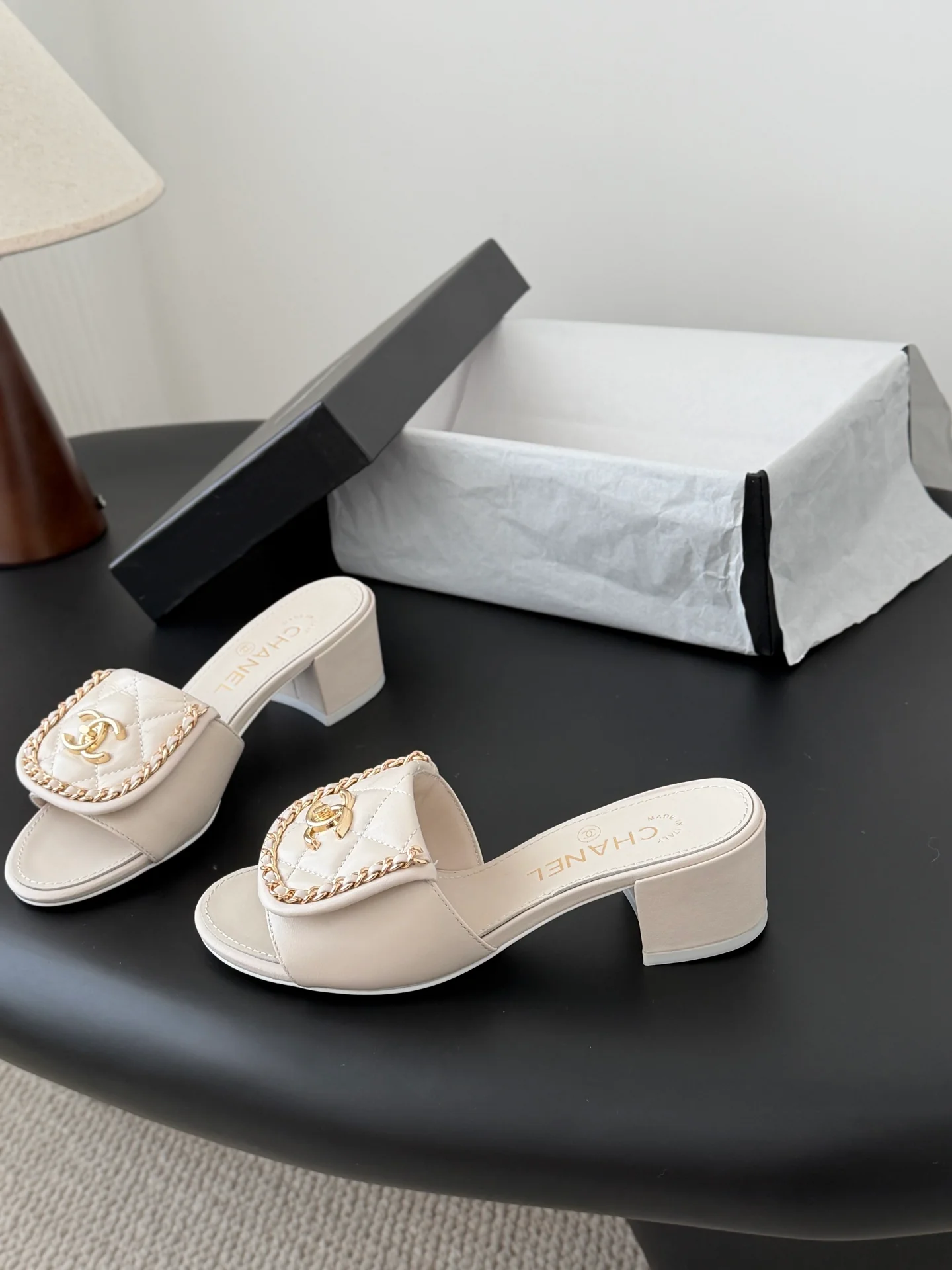 Chan 26ss chunky sandals