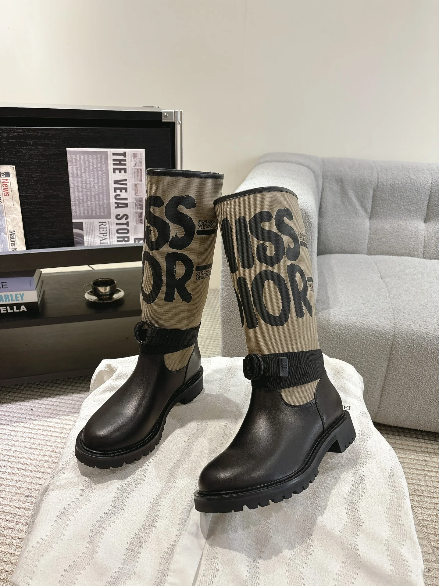 CD 25fw half boots