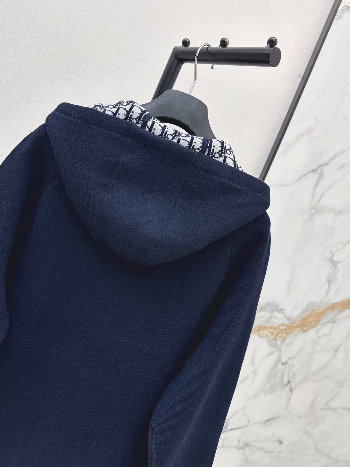 CD 26fw reversible hooded jacket