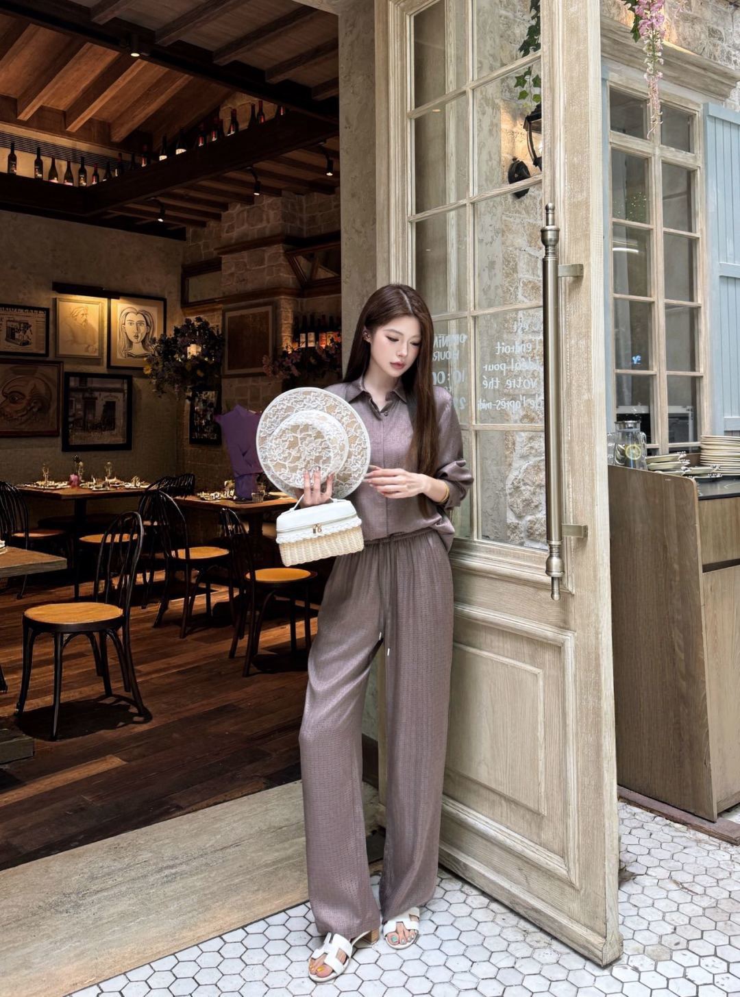 Her 26fw straight-leg pants