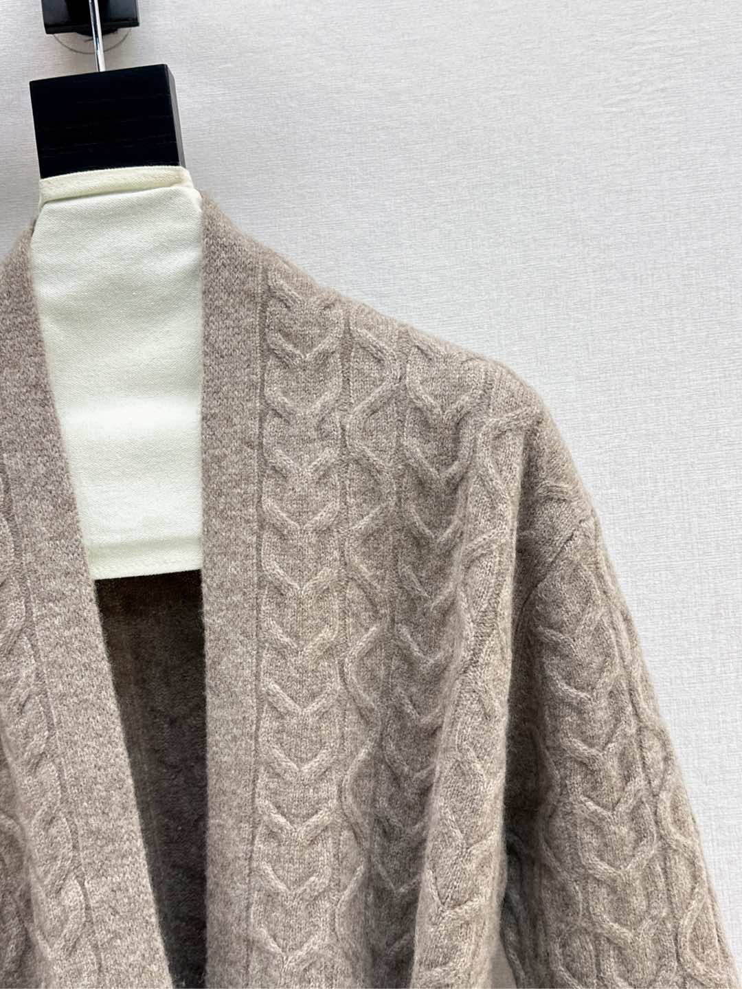 Her 26fw belted cardigan