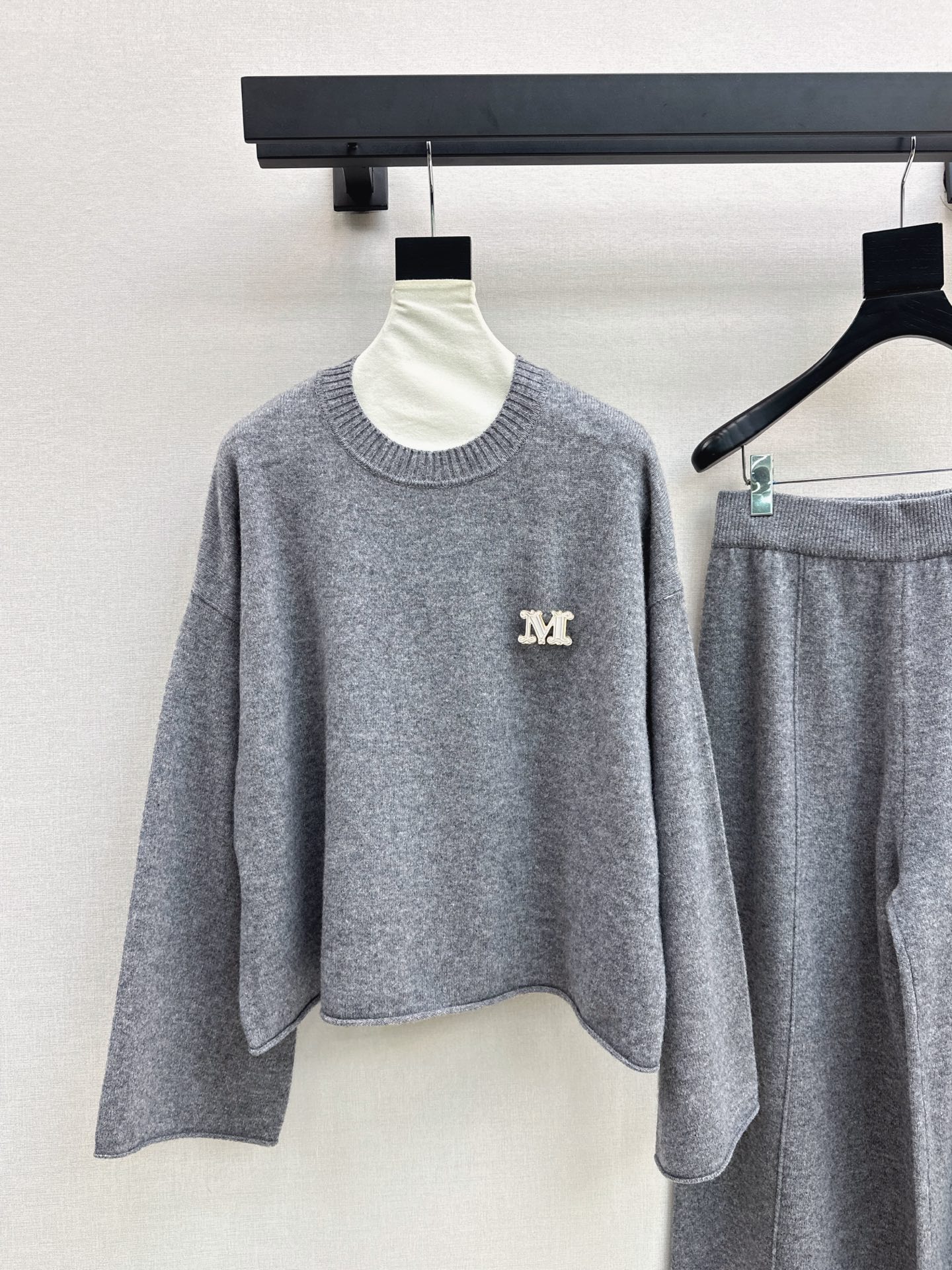 Max 26fw wool sweater pants sents