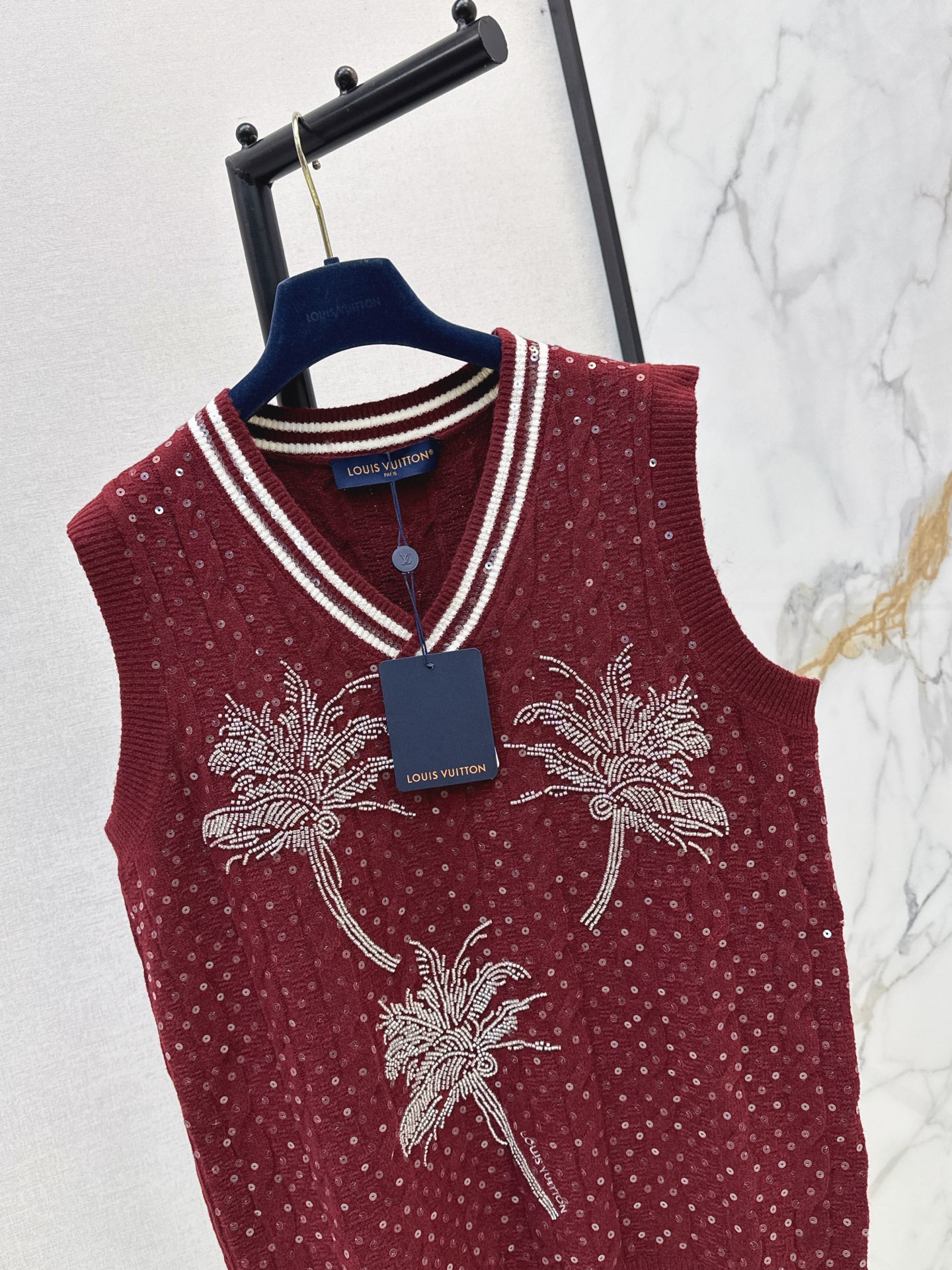Loui 26fw rhinestone knit vest