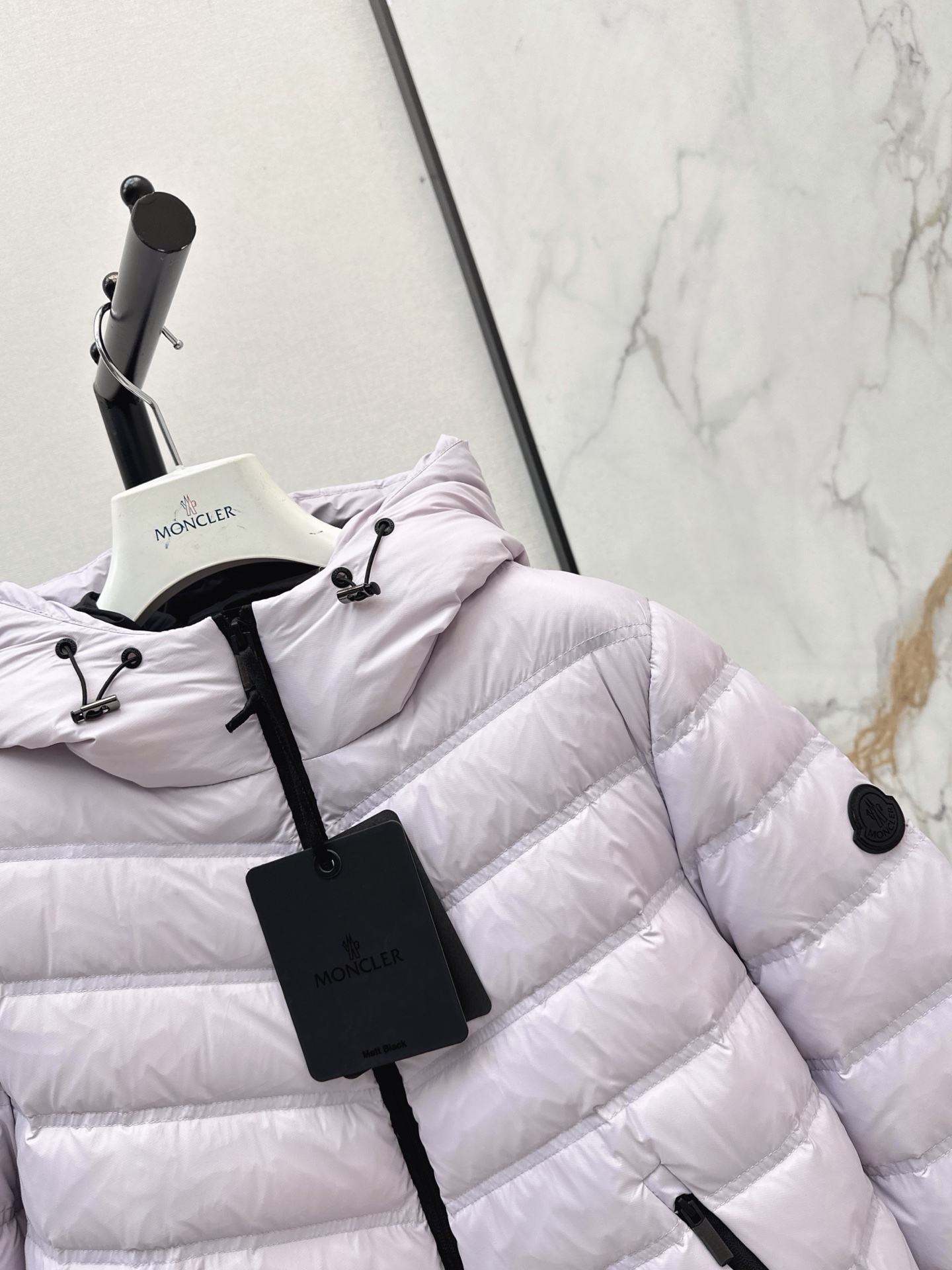 Monc 26fw cropped hooded down jacket