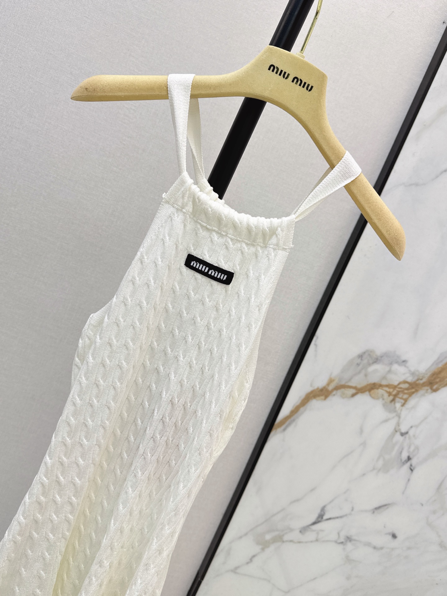 Miu 26fw slim-fit knit slip dress