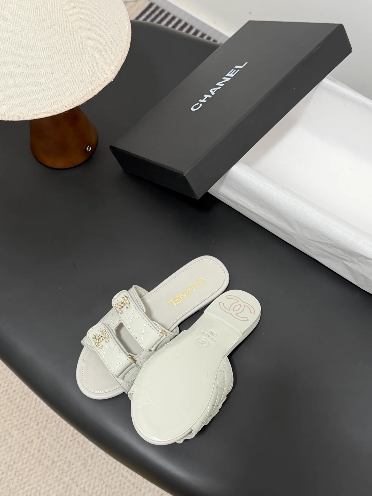 Chan 26ss slippers