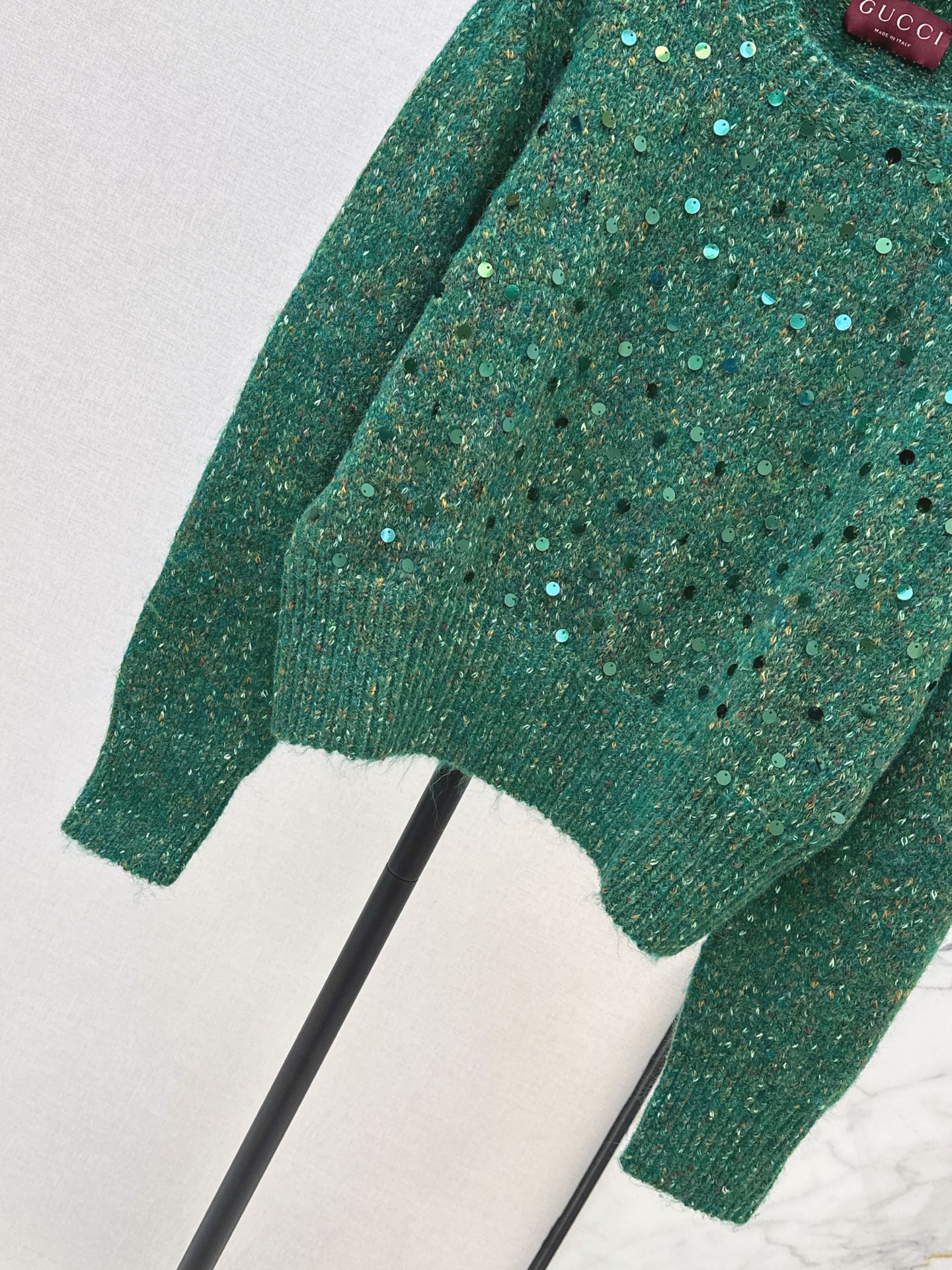 Guc 26fw sequin knit sweater