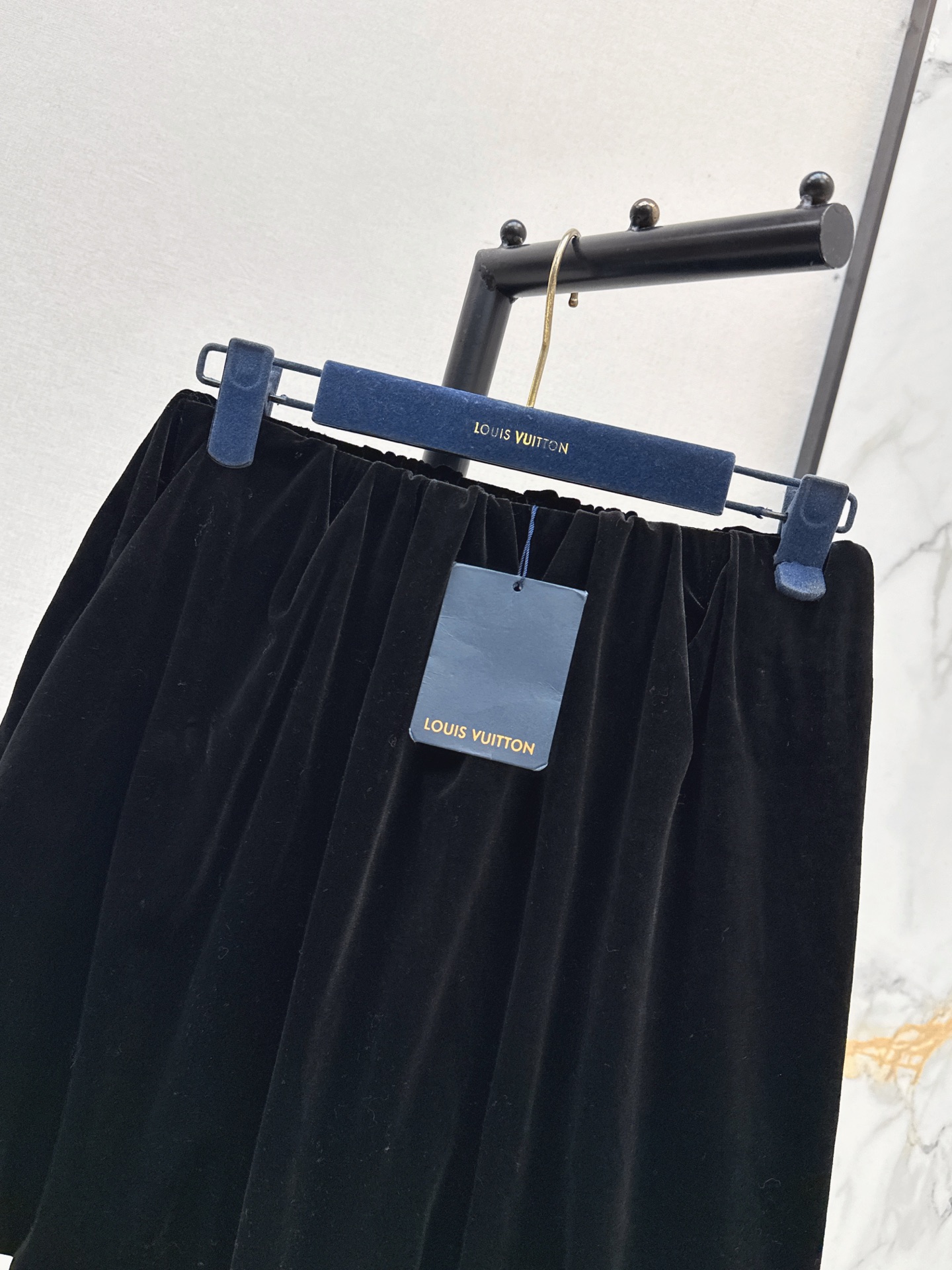 Loui 26fw velvet skirt