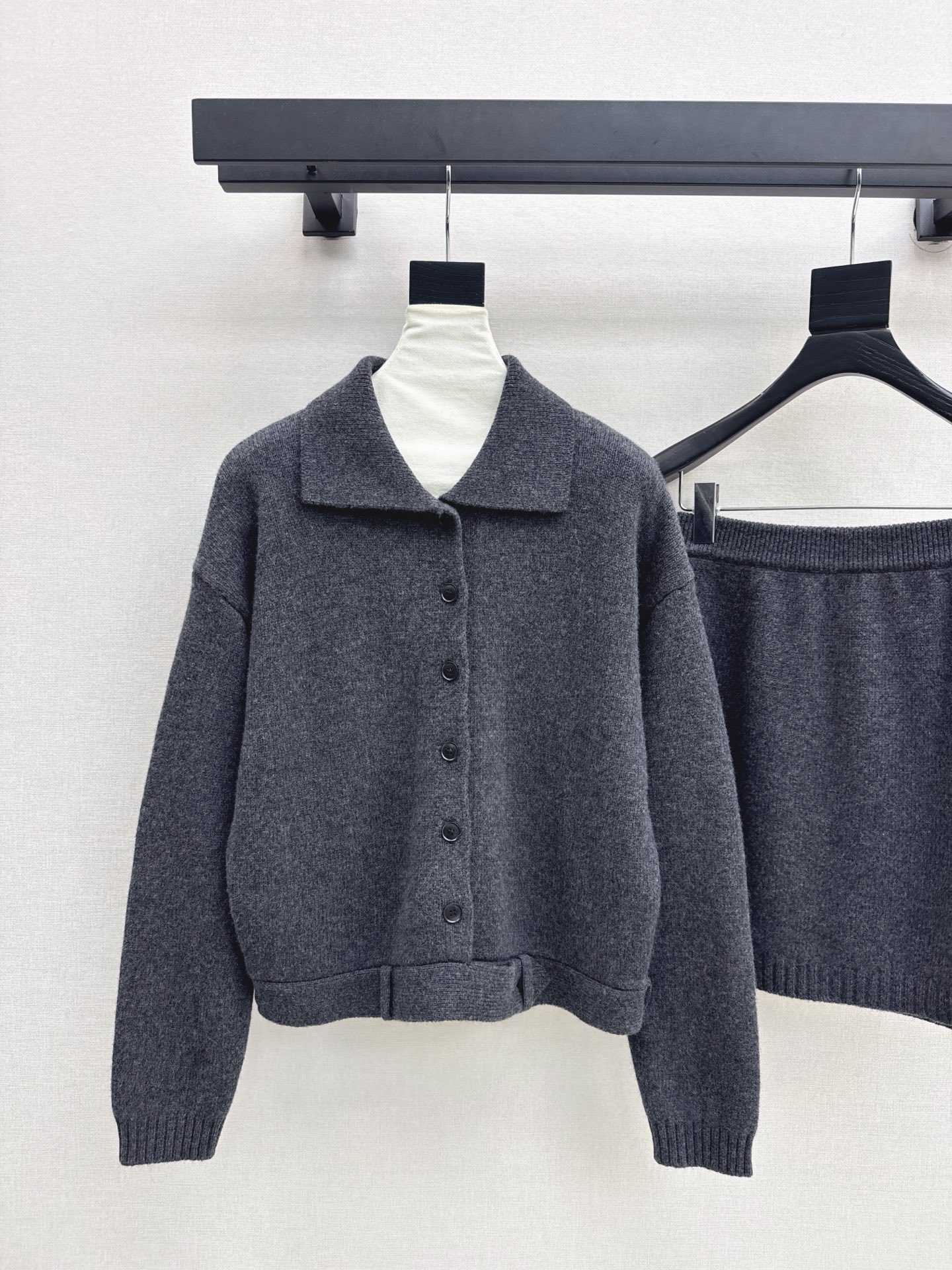 Max 26fw knit cardigan skirt sets