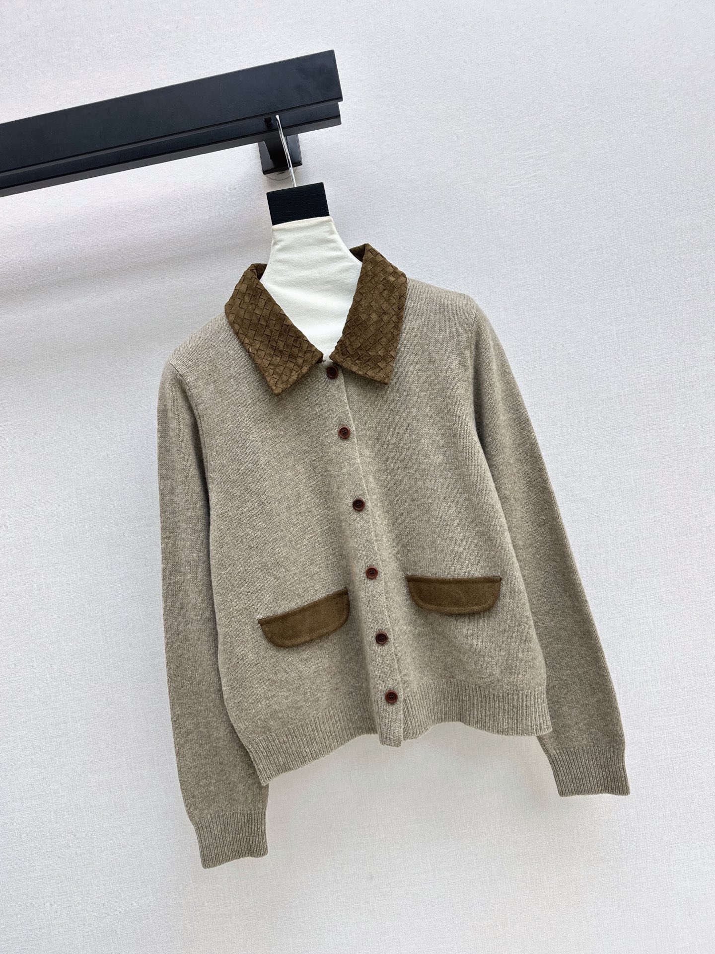 Bott 26fw knit cardigan