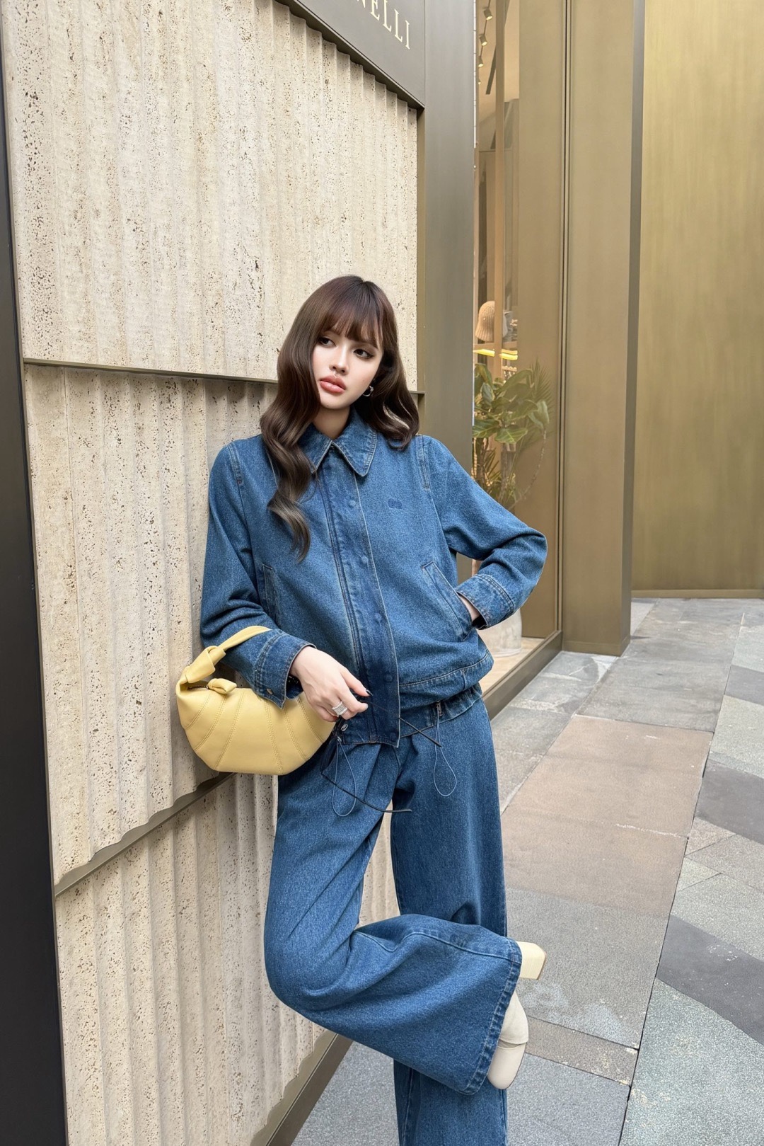 Loe 26fw belted wide-leg jeans