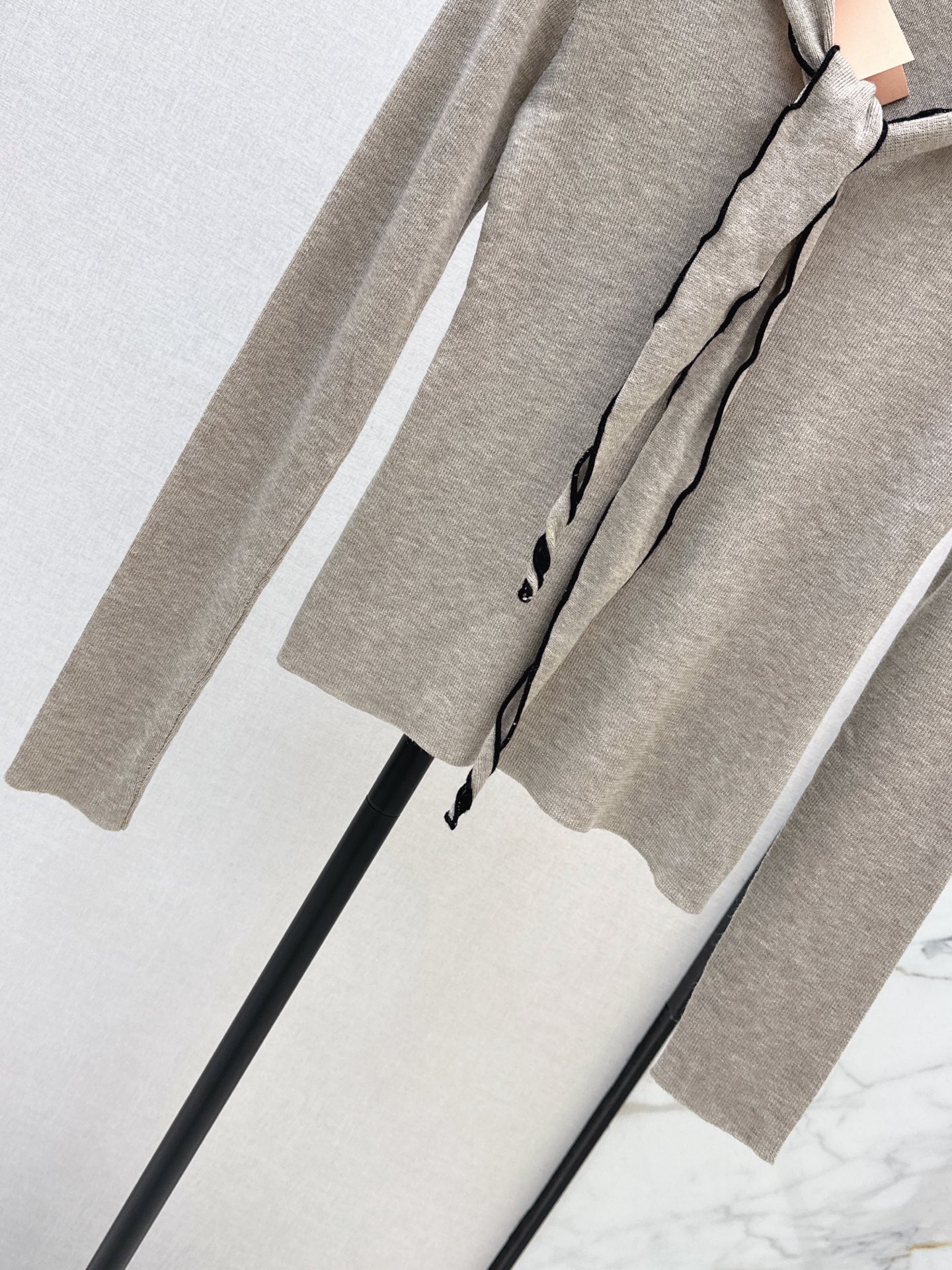 Miu 26fw contract-trim knit top