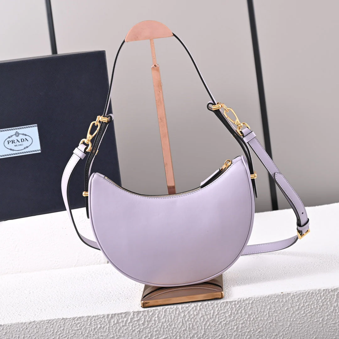 PD  Arqué small leather shoulder bag