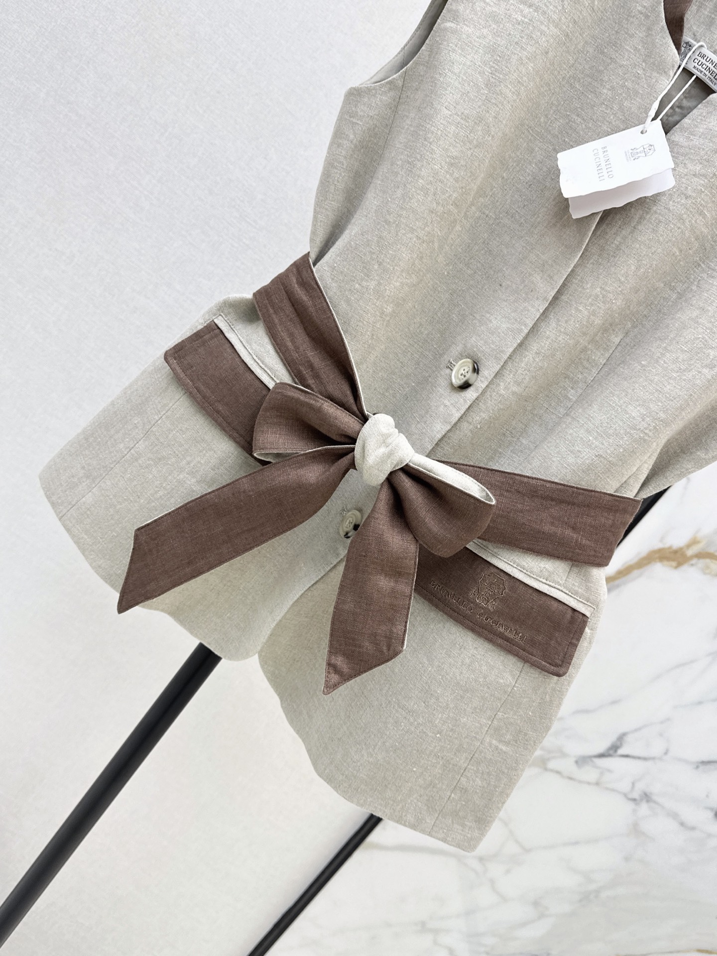 Brun 26ss linen waistcoats