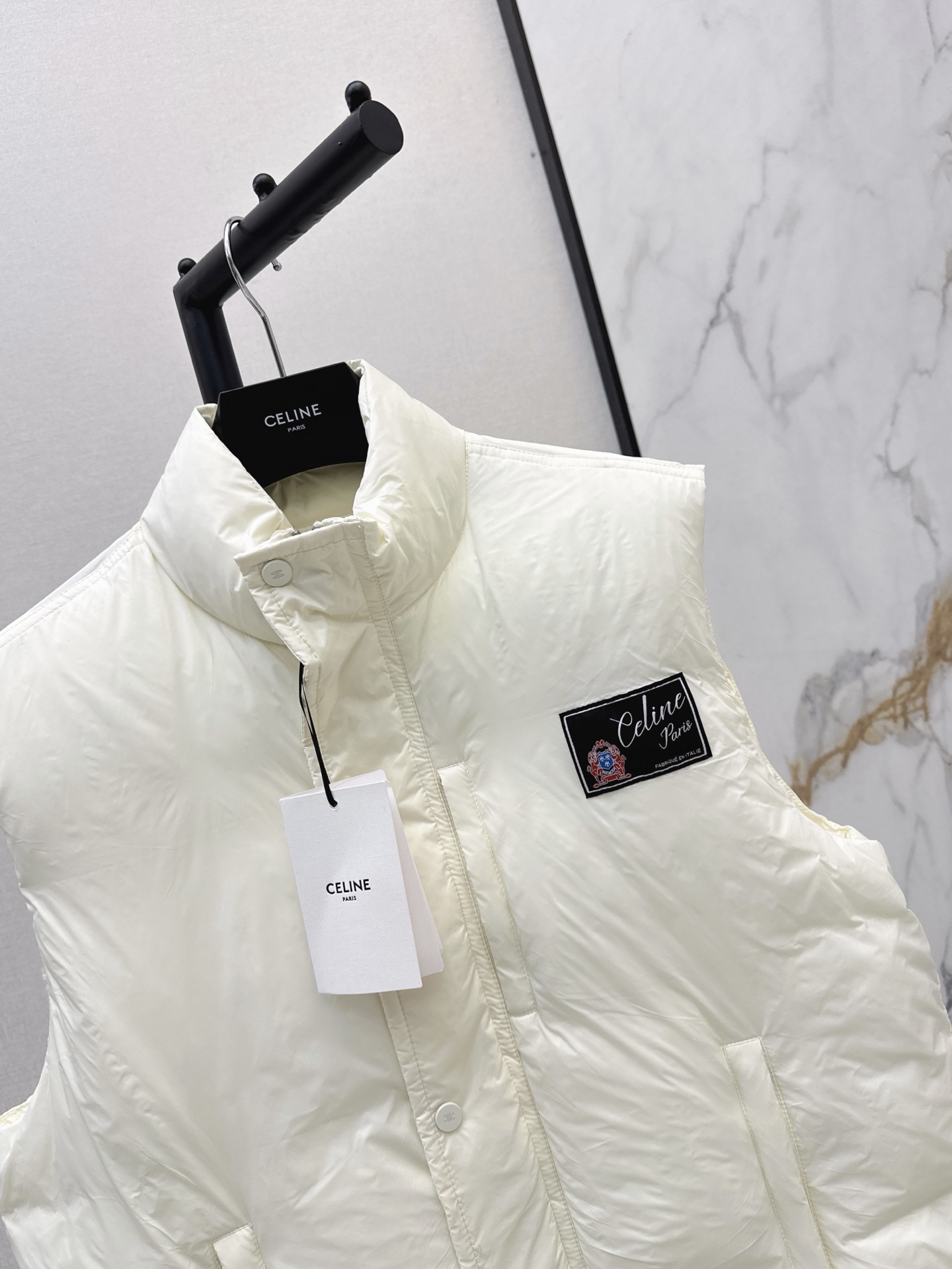 Celi 26fw down vest