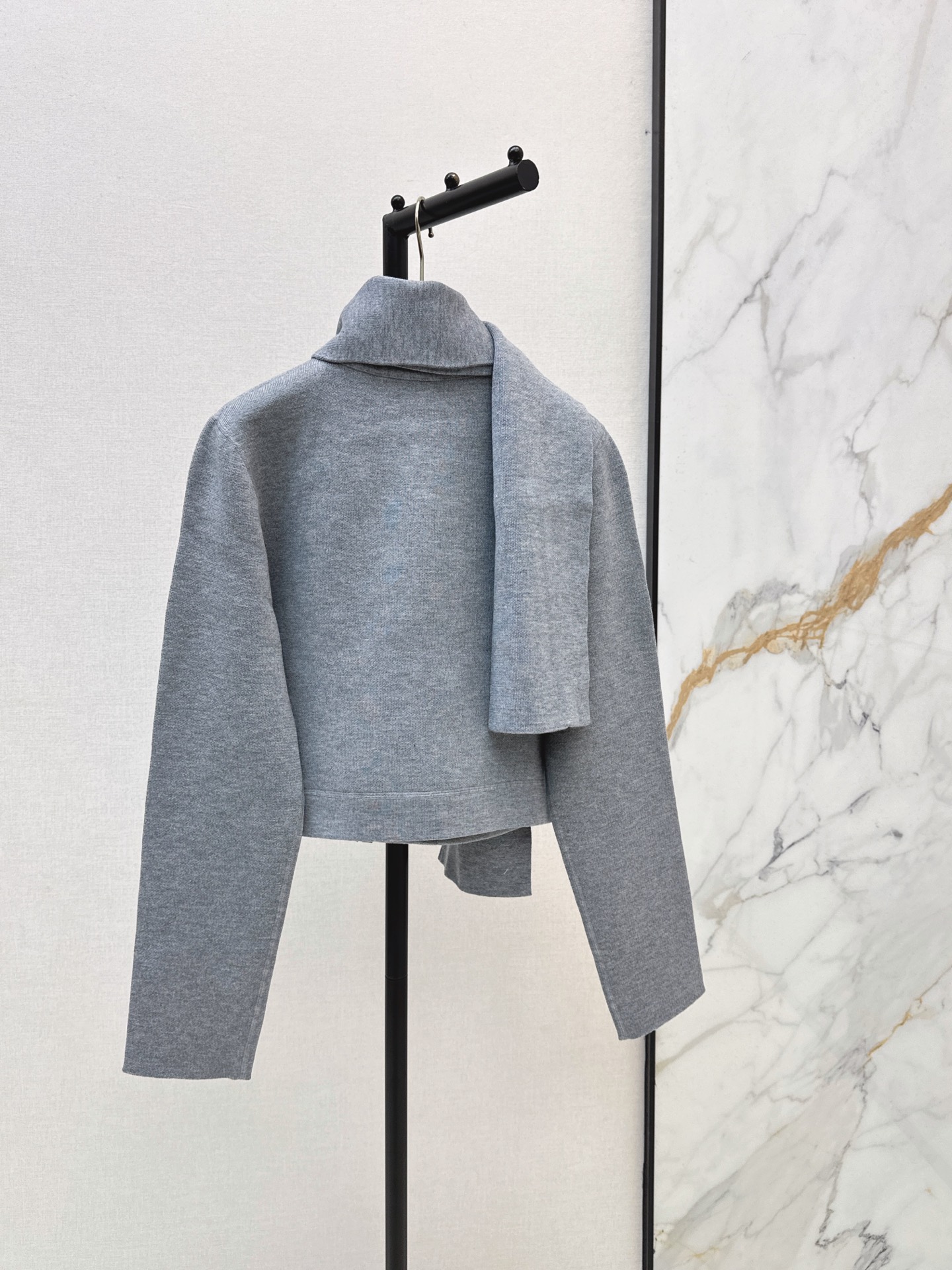 Loui 26fw scraf-collar knit jacket