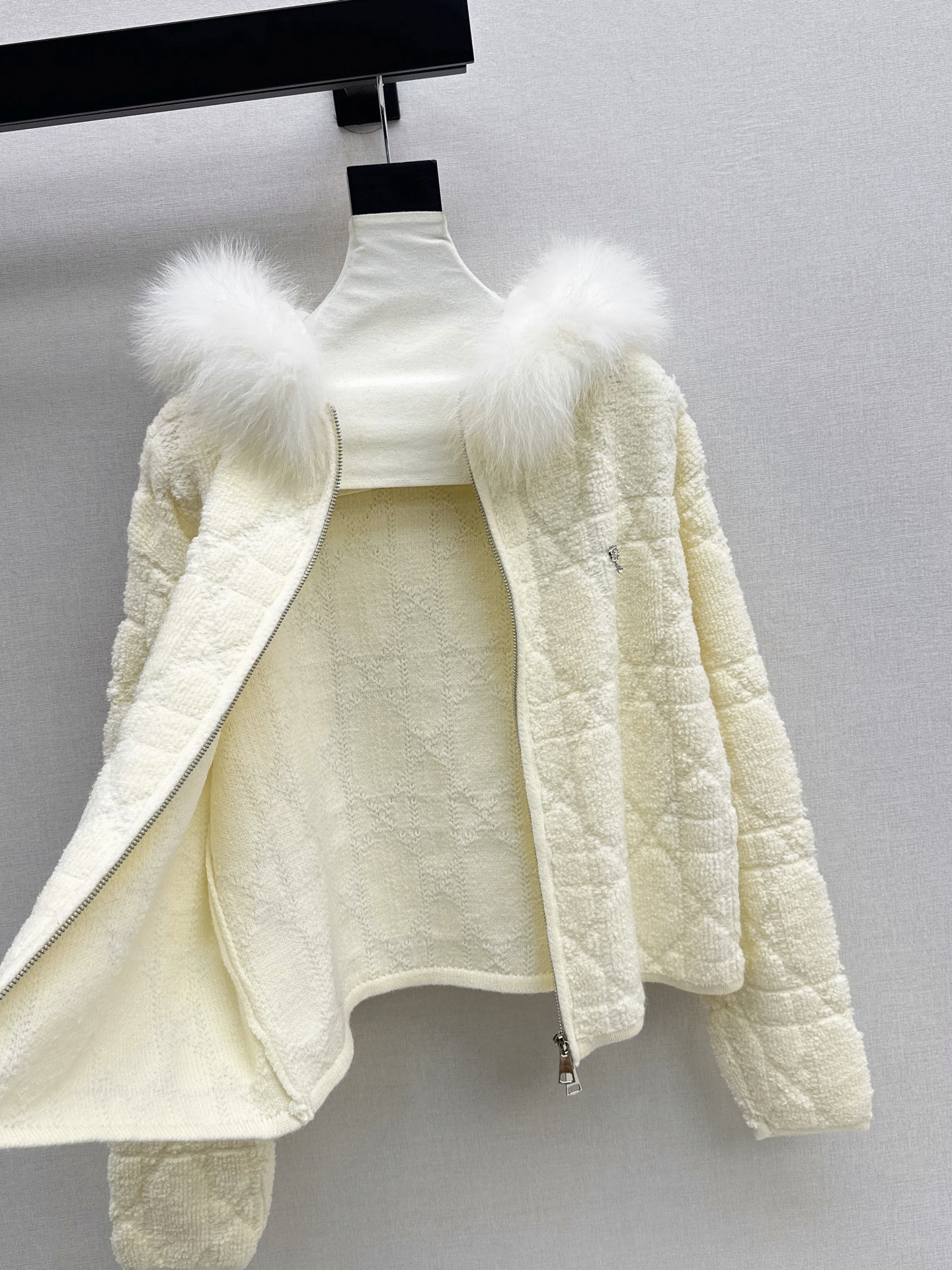 CD 26fw fur-trim hooded jacket