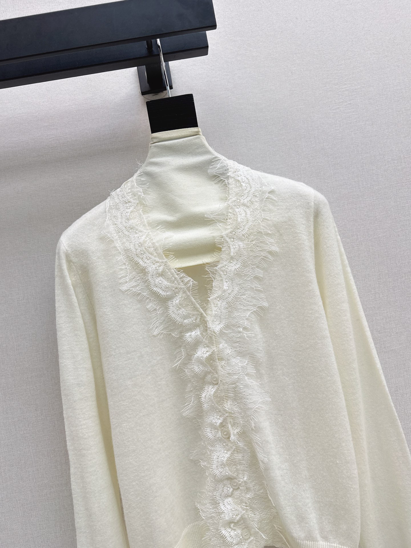 ES 26fw lace contract knit cardigan